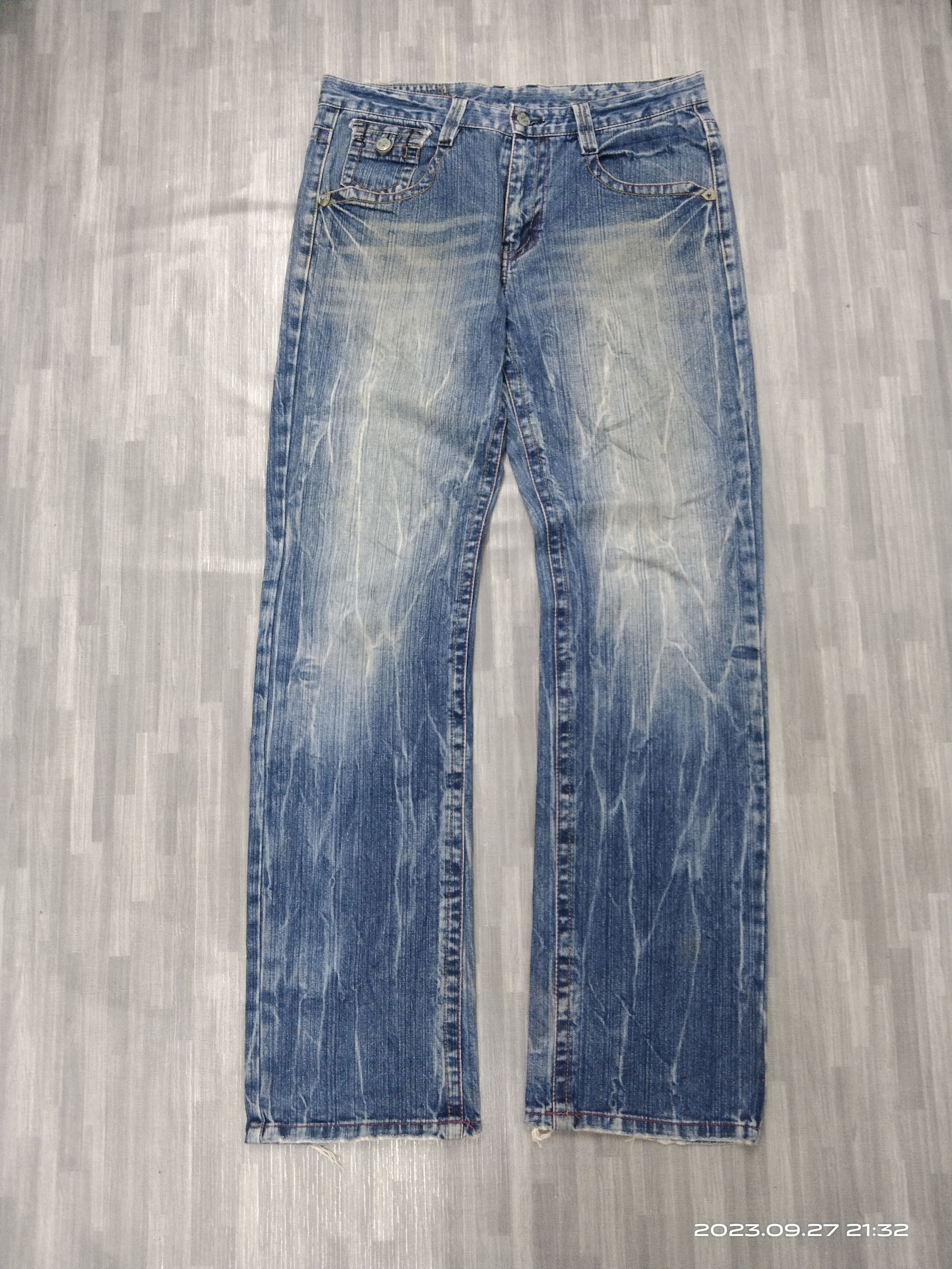 Japanese Brand DiSTRESSED WASHED BLUE LIMITED EDITION RAW B.S Size US 31 - 2 Thumbnail