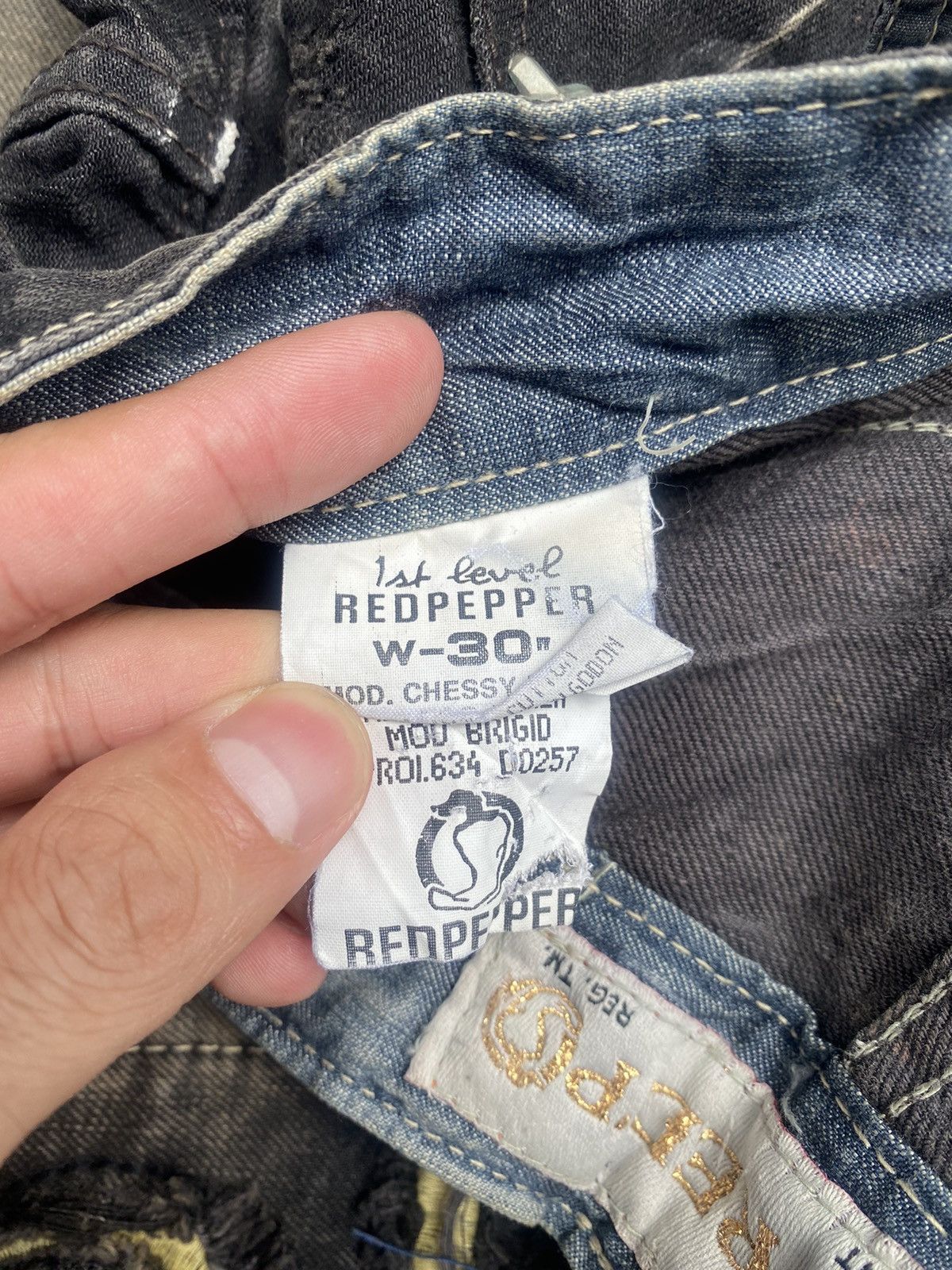 If Six Was Nine × Japanese Brand Red Pepper Faded Clawmark Boro Straight cut Jeans Size US 32 / EU 48 - 25 Thumbnail
