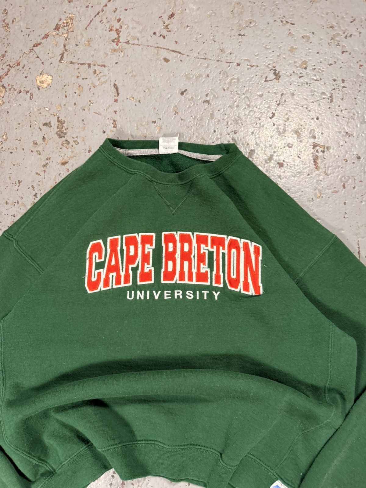 Russell Athletic Vintage Russell Athletic Cape Brenton University Sweater Size US XL / EU 56 / 4 - 4 Thumbnail