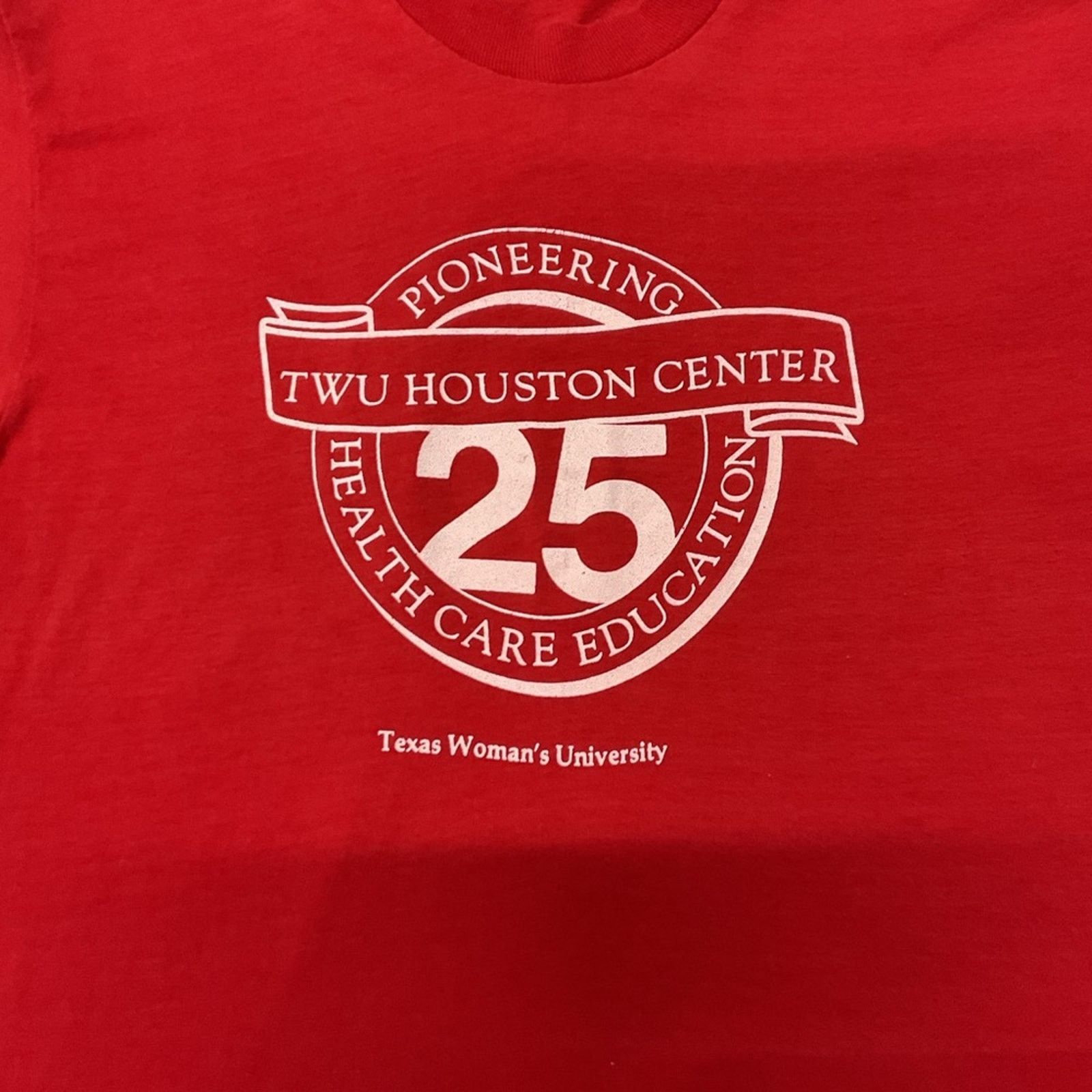 Vintage Vintage 90s Screen Stars TWU Houston Center T-Shirt Size US XL / EU 56 / 4 - 4 Thumbnail