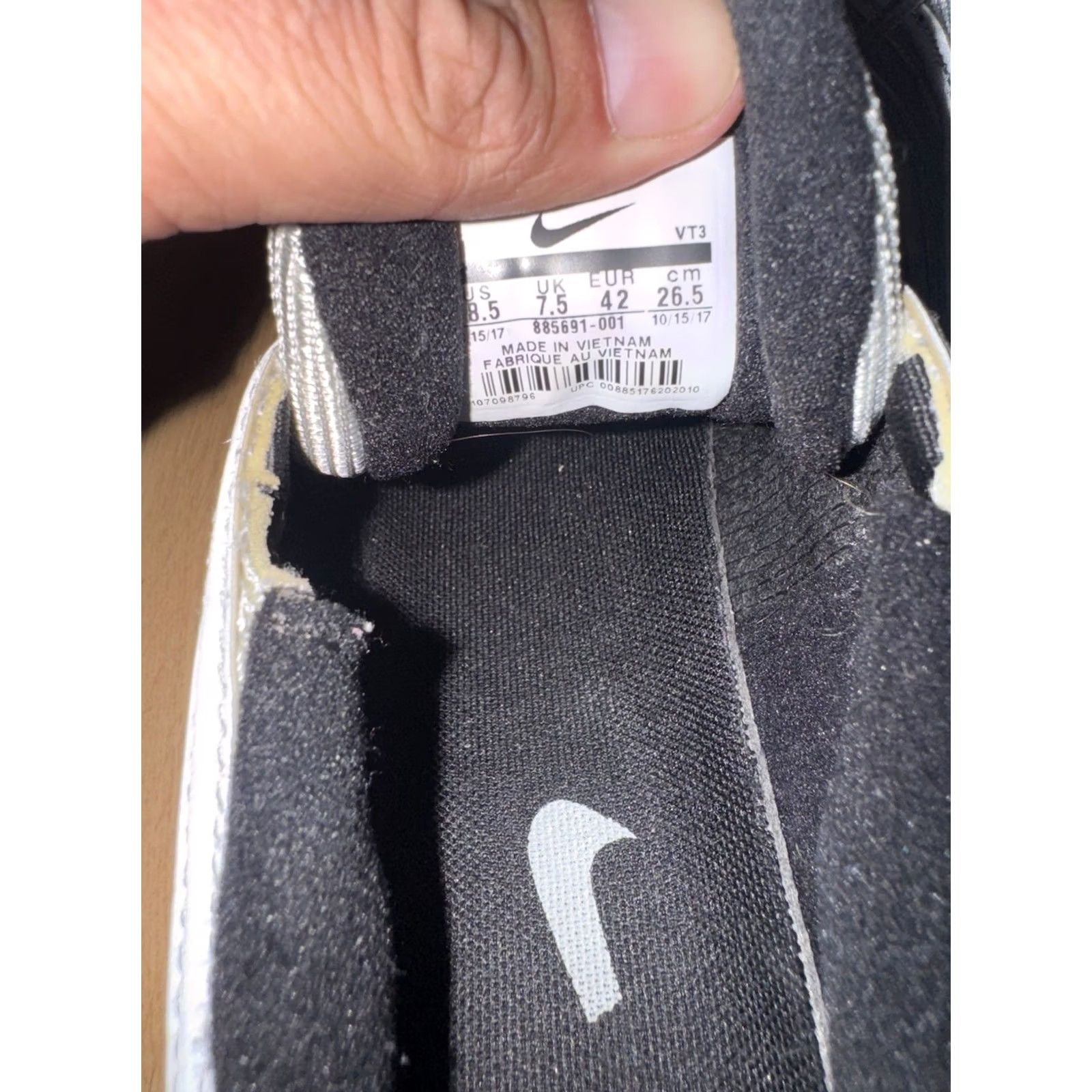 Nike EUC - It includes the most relevant keywords (Nike Air Max 97, OG QS, Silver Bullet) Size US 9 / IT 39 - 6 Thumbnail