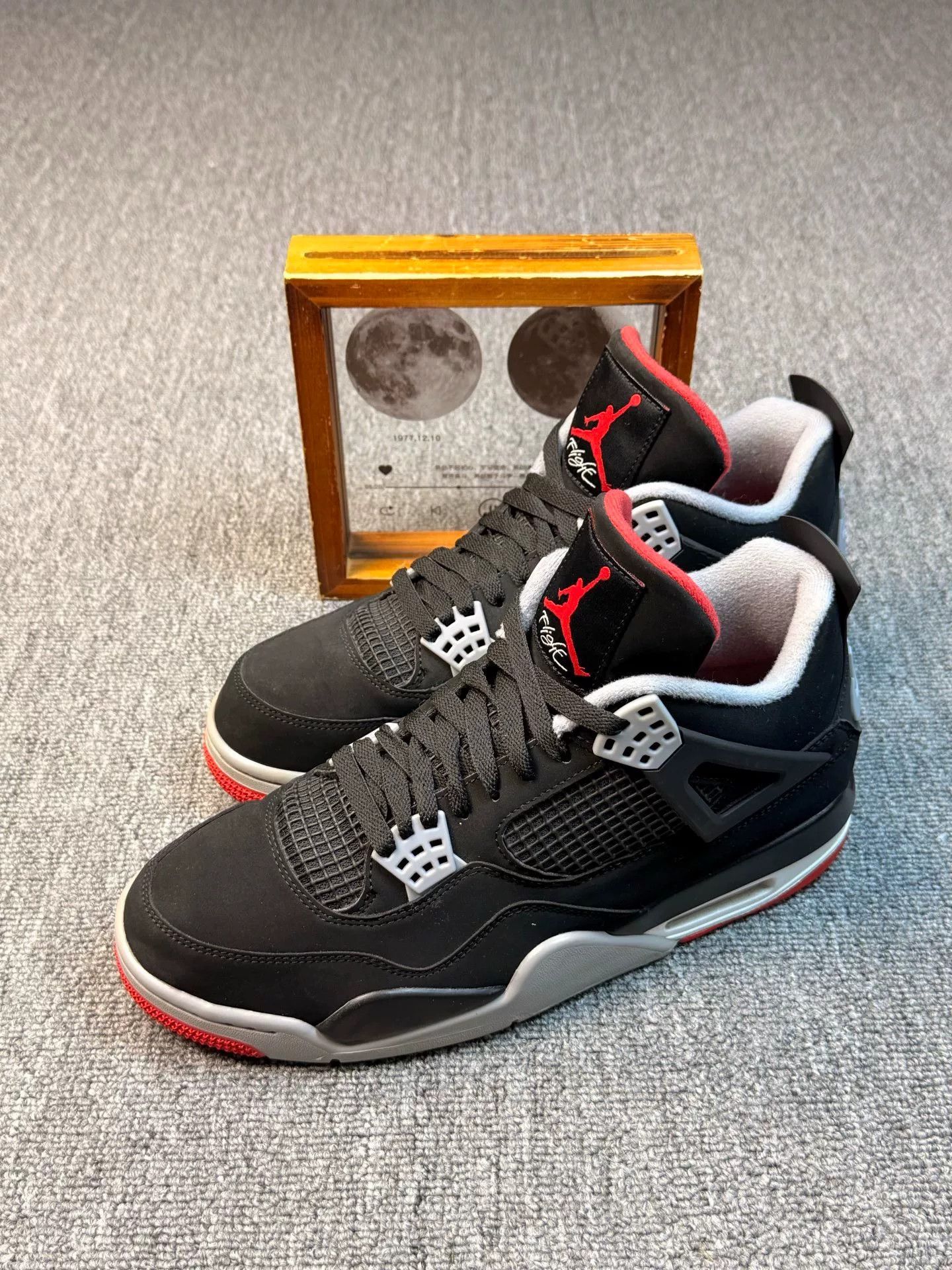 Nike Nike AJ4 Black Lowtop Sneakers 11 Men Size US 11 / EU 44 - 1 Thumbnail