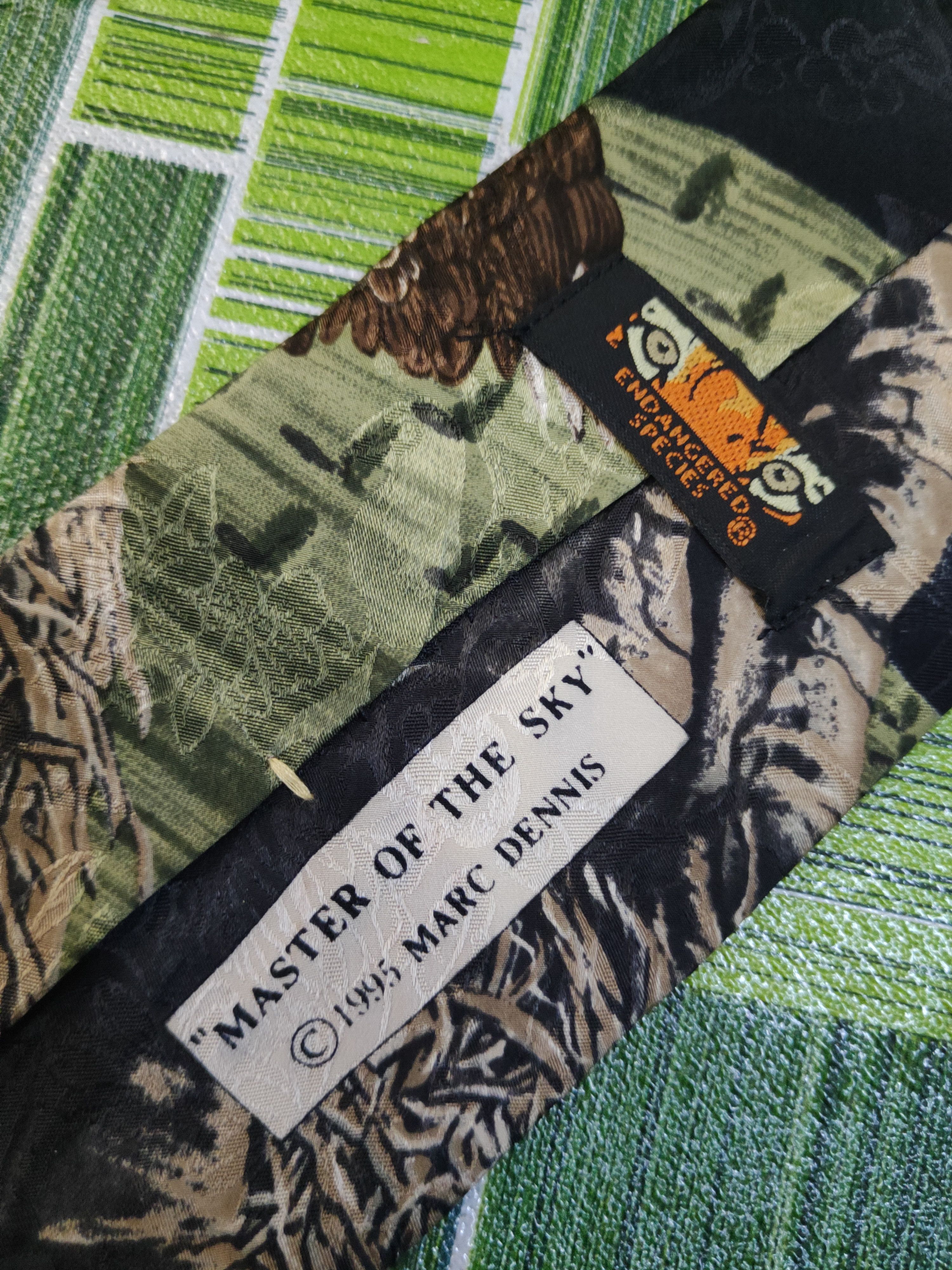 Vintage DL 1995 Marc Dennis Endangered Species Silk Ties #S2799T Size ONE SIZE - 5 Thumbnail
