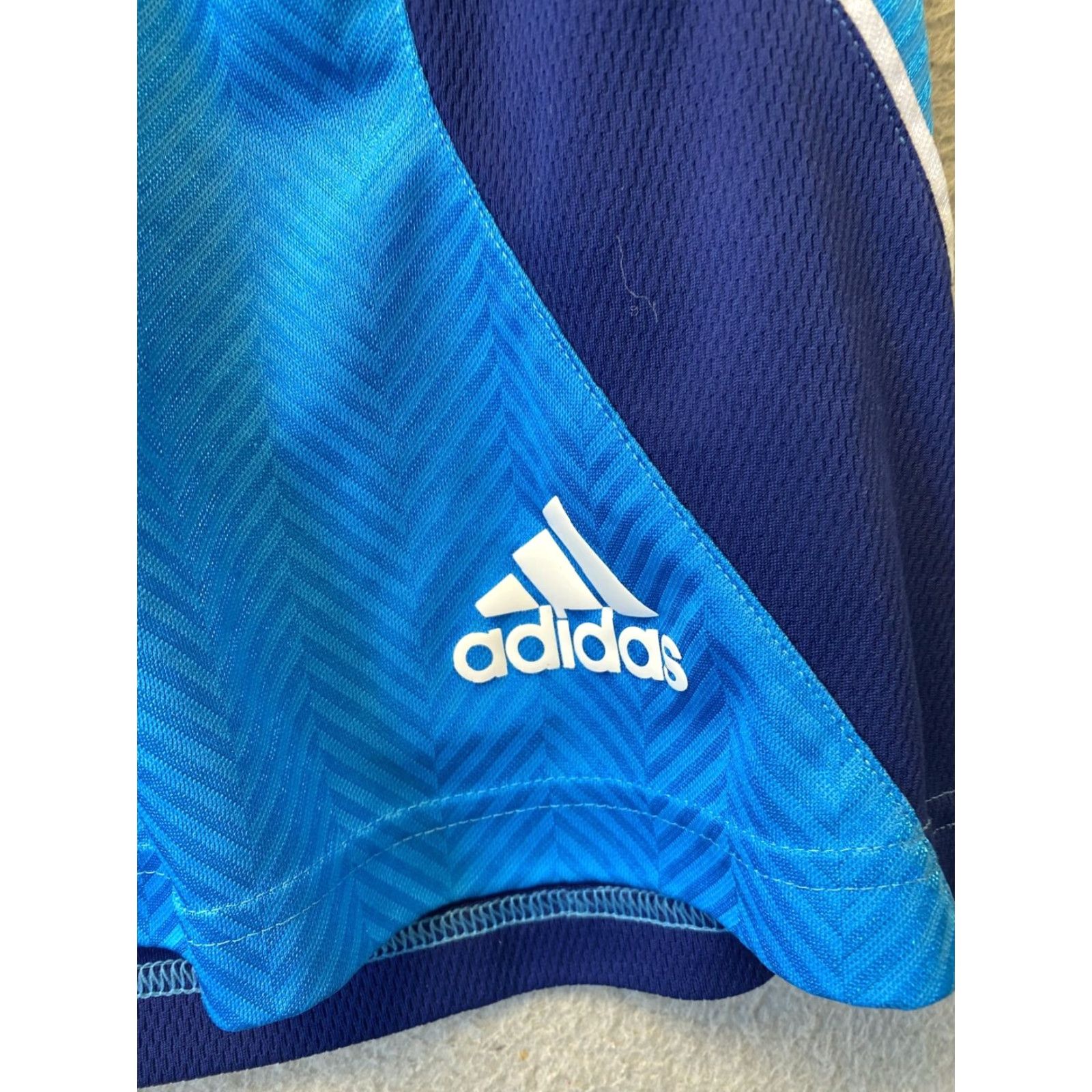 Adidas Adidas Shorts Athletic Teen/Adult M/L 24" Waist 12" Inseam Blue Cotton Slim Fit Pockets Men Size M/L Size US 31 - 2 Thumbnail