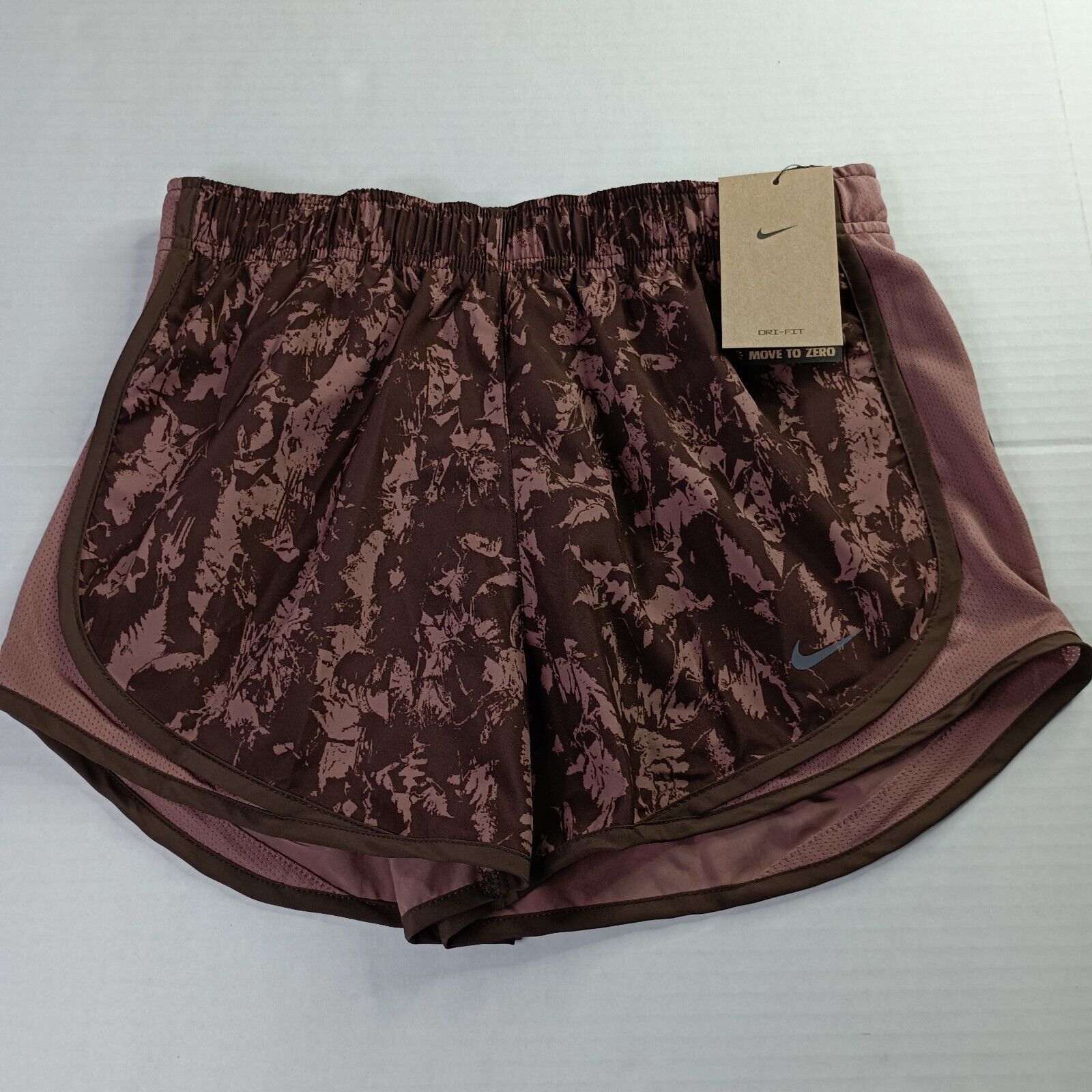 Nike Nike Womens Smokey Mauve Tempo Printed Running Shorts Size S Size 28" / US 6 / IT 42 - 1 Thumbnail
