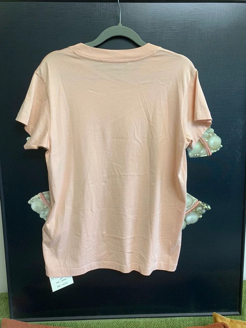 Givenchy Givenchy Classic short-sleeved T-shirt with cracked letter Size US S / EU 44-46 / 1 - 2 Thumbnail