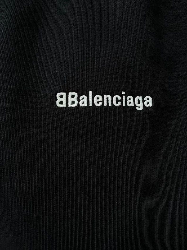 Balenciaga Balenciaga Alphabet printed hooded pullover straight leg l Size US L / EU 52-54 / 3 - 3 Thumbnail