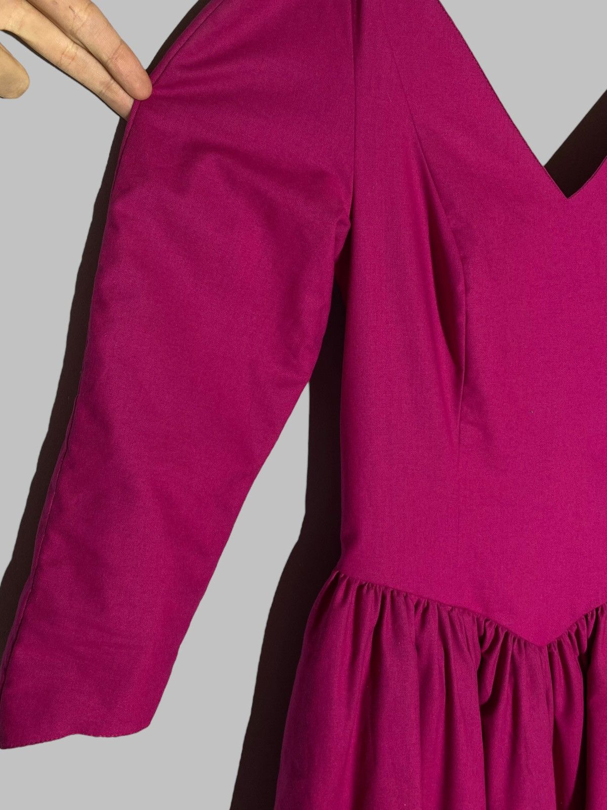 Laura Ashley Vintage 70s 80s Laura Ashley Deep Pink Puff Sleeve Dress Size M / US 6-8 / IT 42-44 - 4 Thumbnail