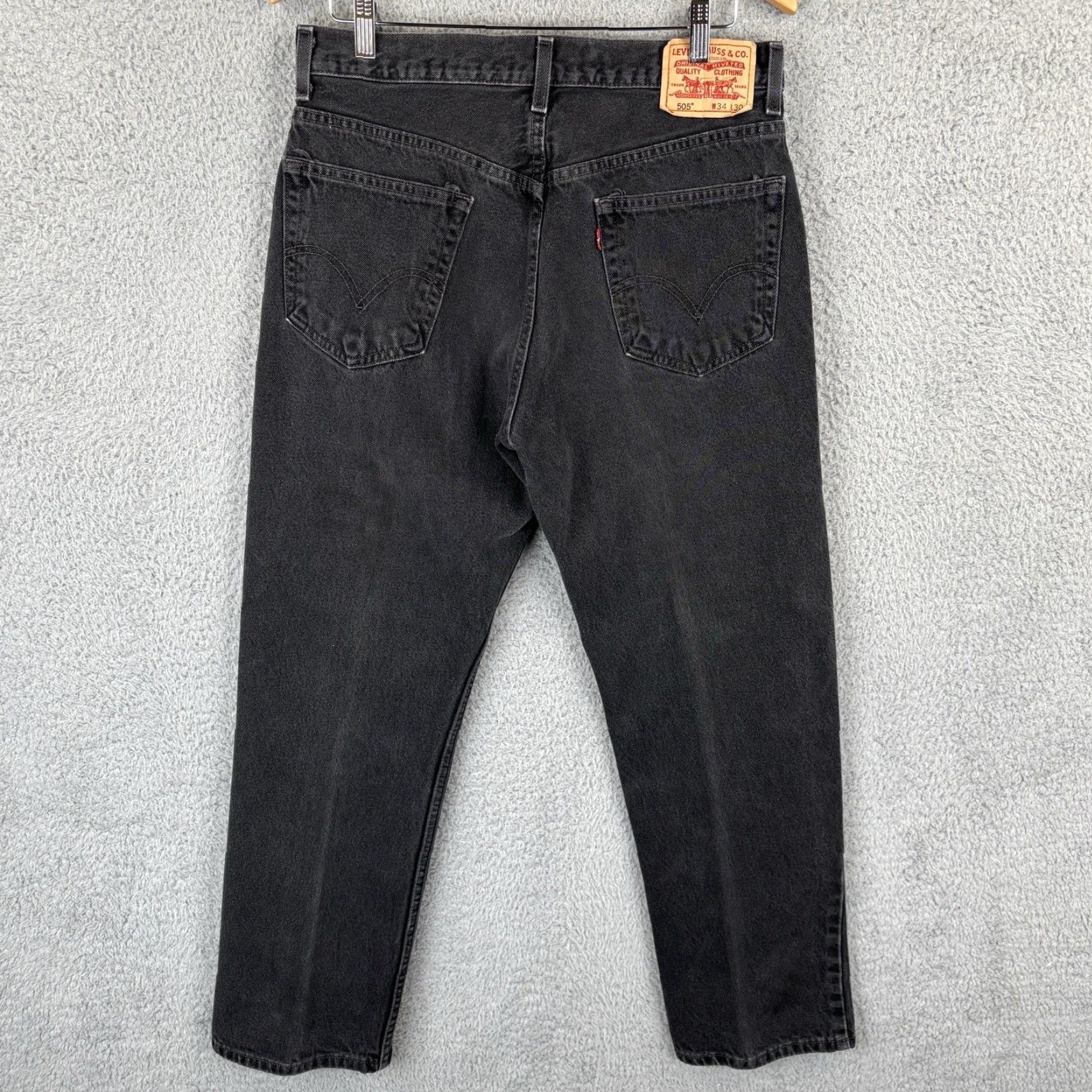 Levi's VINTAGE Levi's 505 Jeans Mens 33 Regular Black 30 in 30 Inseam Straight Fit 5-Pocket Denim Jeans Waist 33 Mens Size US 33 - 4 Thumbnail