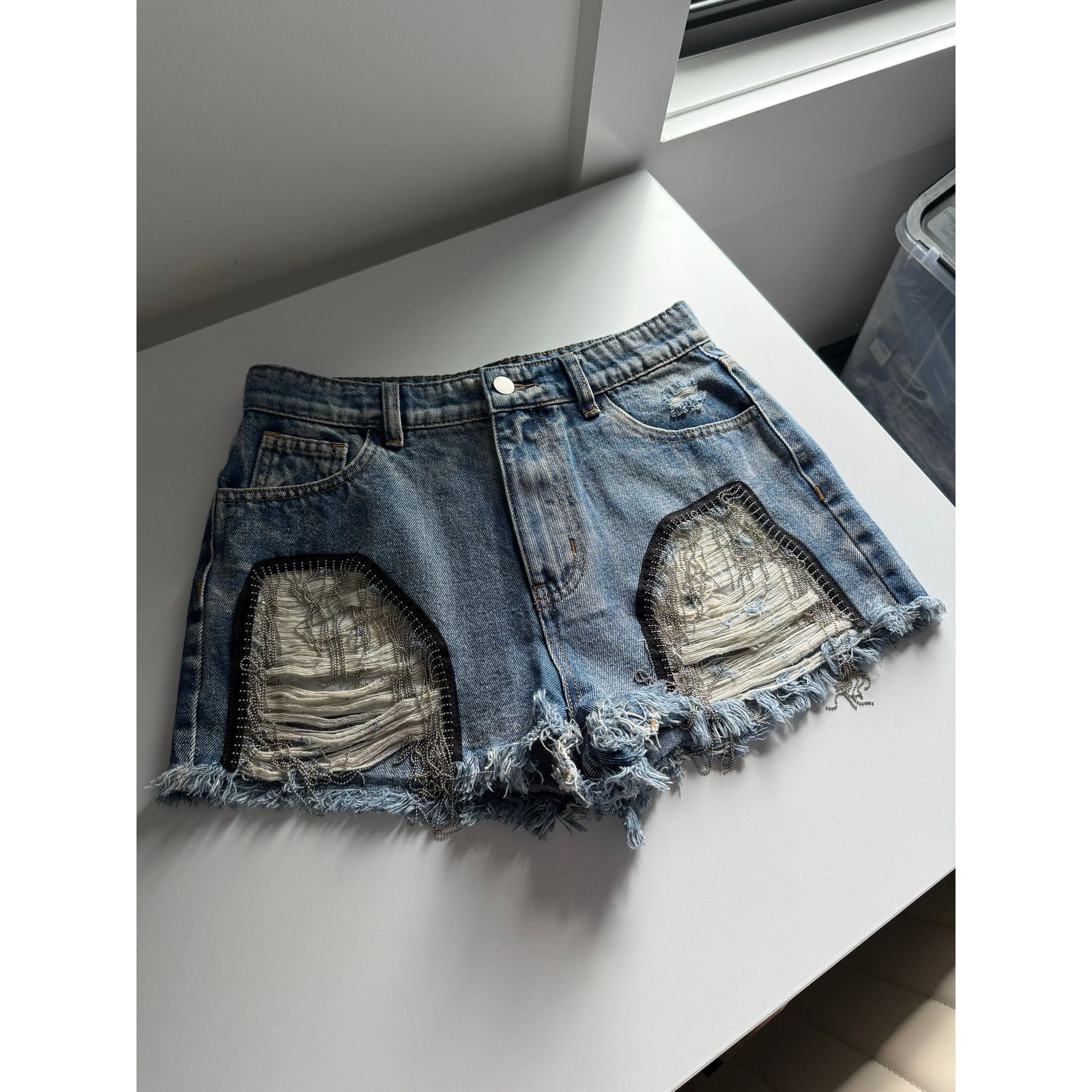 Free People $80 New POL Boho Embellished Jean shorts - Small Size 27" / US 4 / IT 40 - 5 Thumbnail