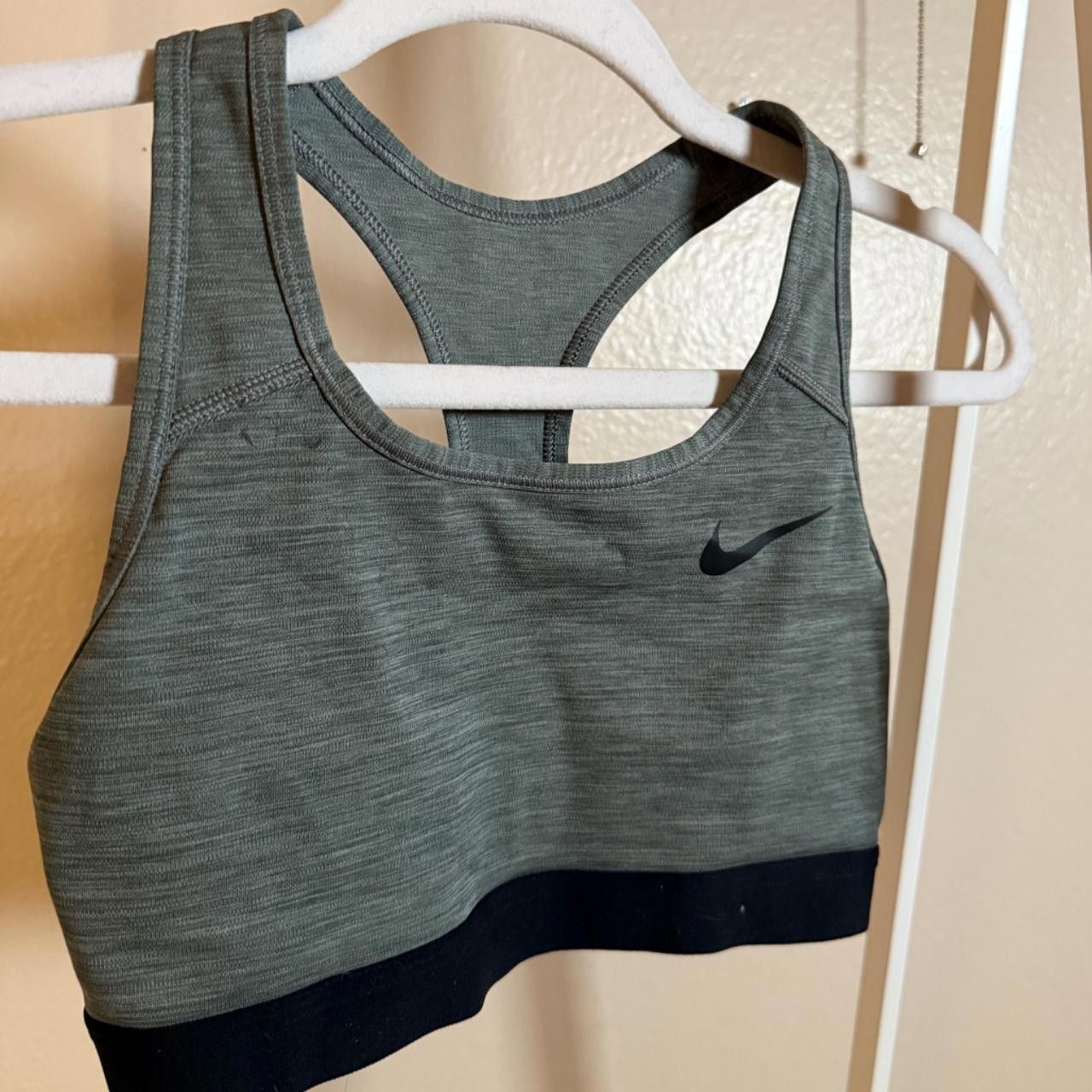 Nike NIKE grey sports bra Size ONE SIZE - 2 Thumbnail