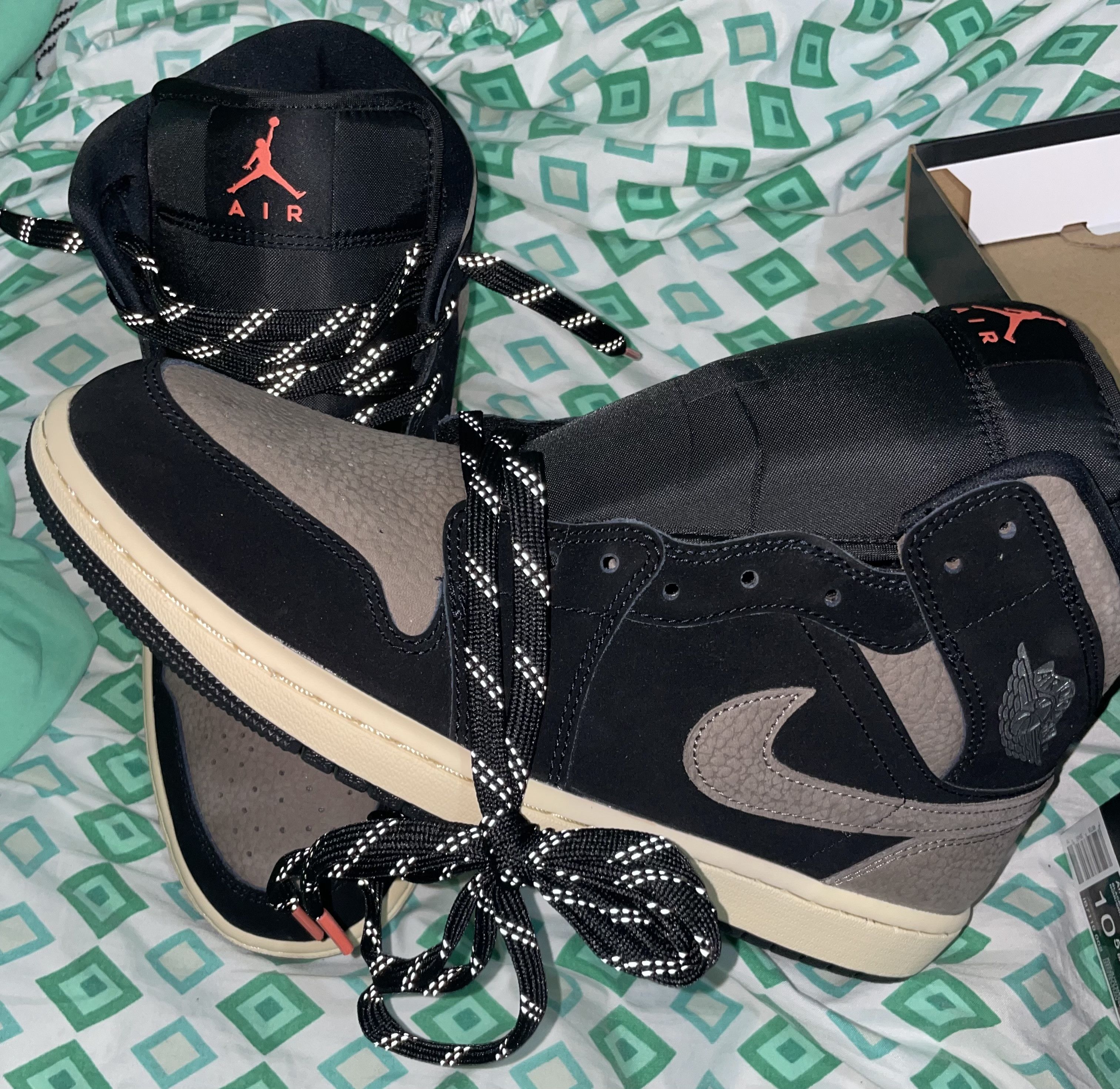 Jordan Brand Air Jordan Size US 10.5 / EU 43-44 - 5 Thumbnail