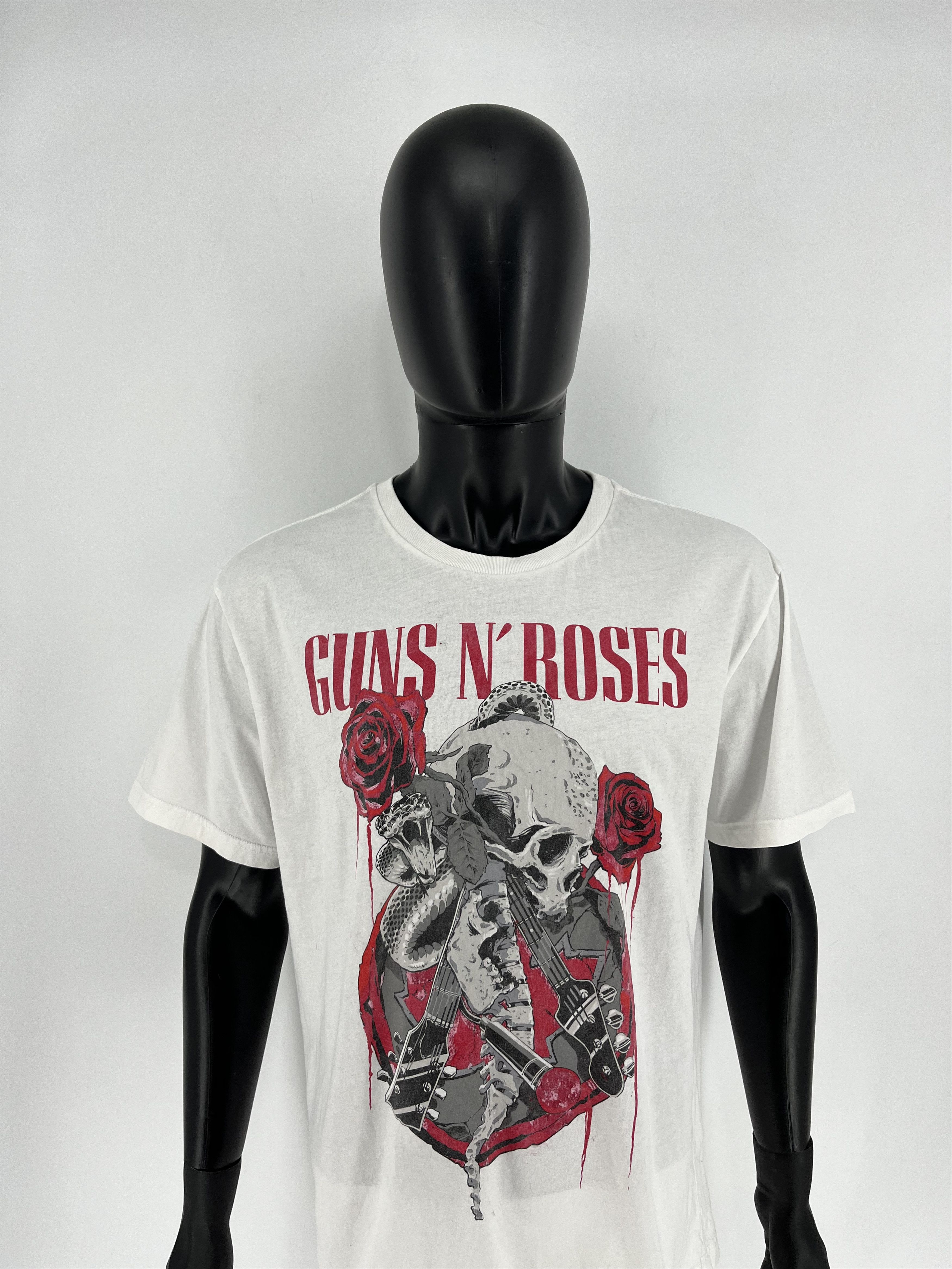Band Tees Vintage Y2K Guns And Roses World Tour Band Rock Meta Size US XL / EU 56 / 4 - 5 Thumbnail