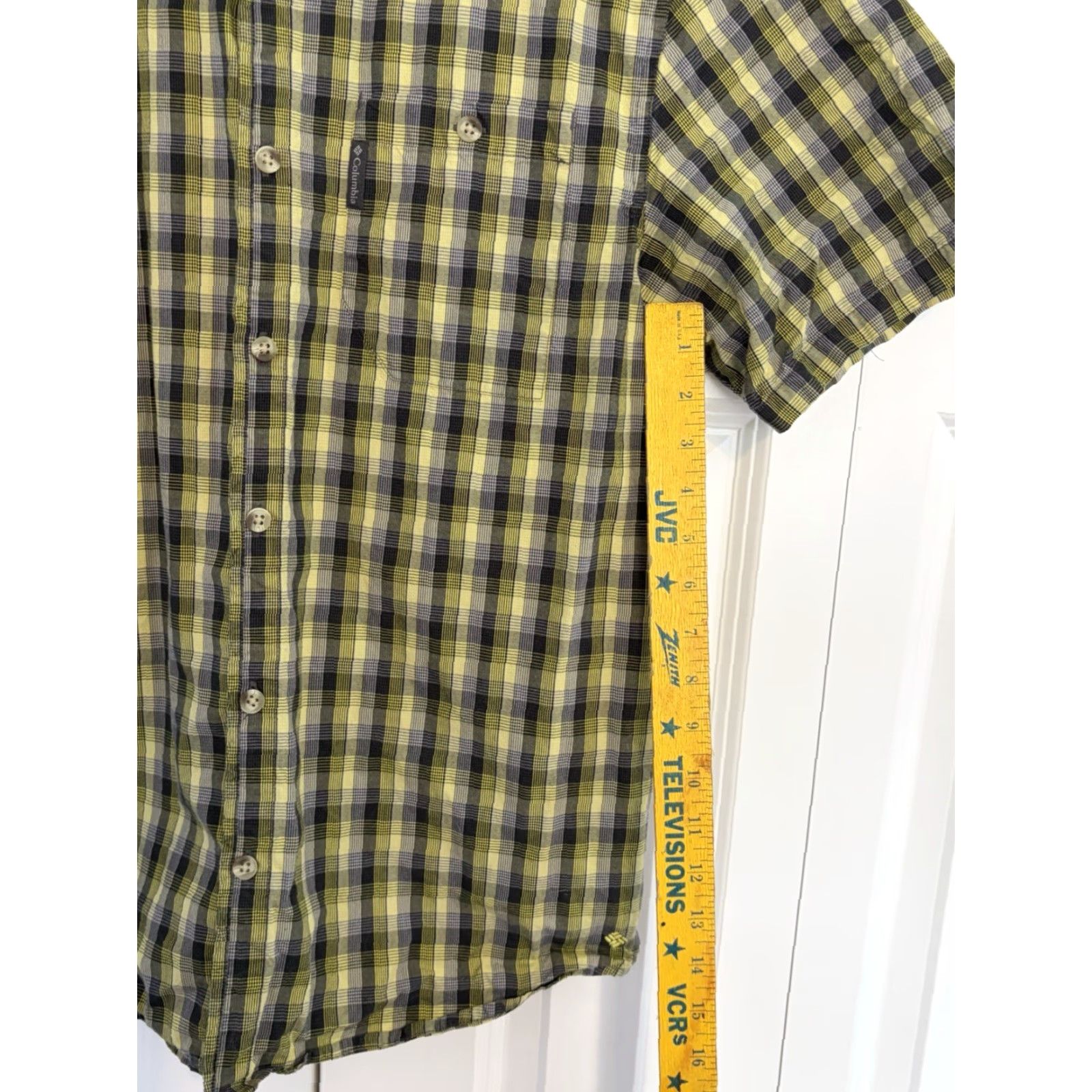 Vintage Columbia Shirt Mens Green Gray Plaid Short Sleeve Button-Up, Medium, Regular Size US M / EU 48-50 / 2 - 4 Thumbnail