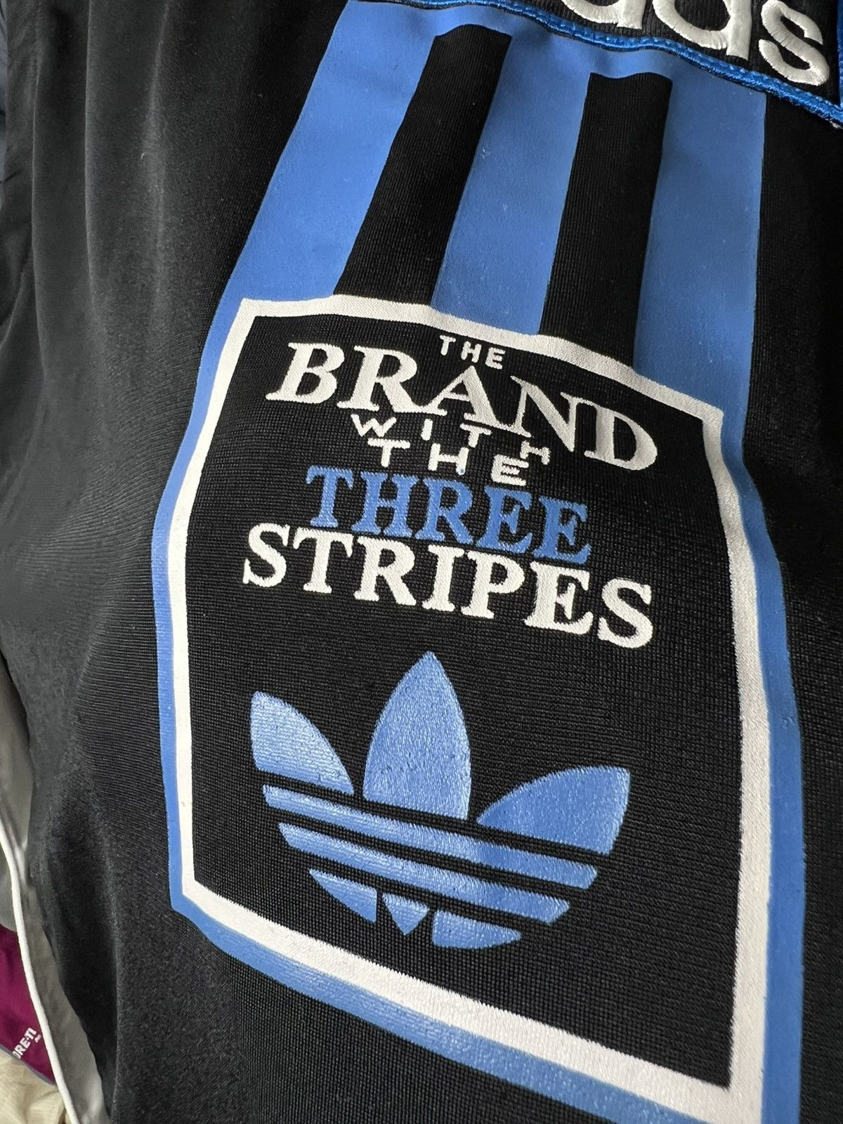 Adidas Vintage Adidas Vest Black Three Stripes Big Logo Size M Size US M / EU 48-50 / 2 - 4 Thumbnail