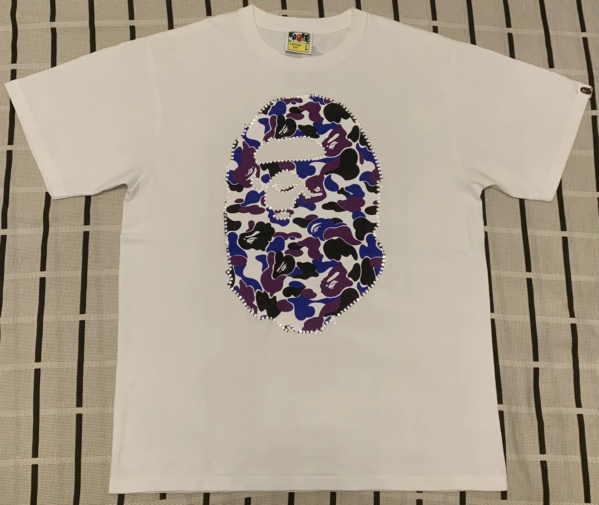 Bape Bape T-Shirt L Men Size US L / EU 52-54 / 3 - 1 Thumbnail