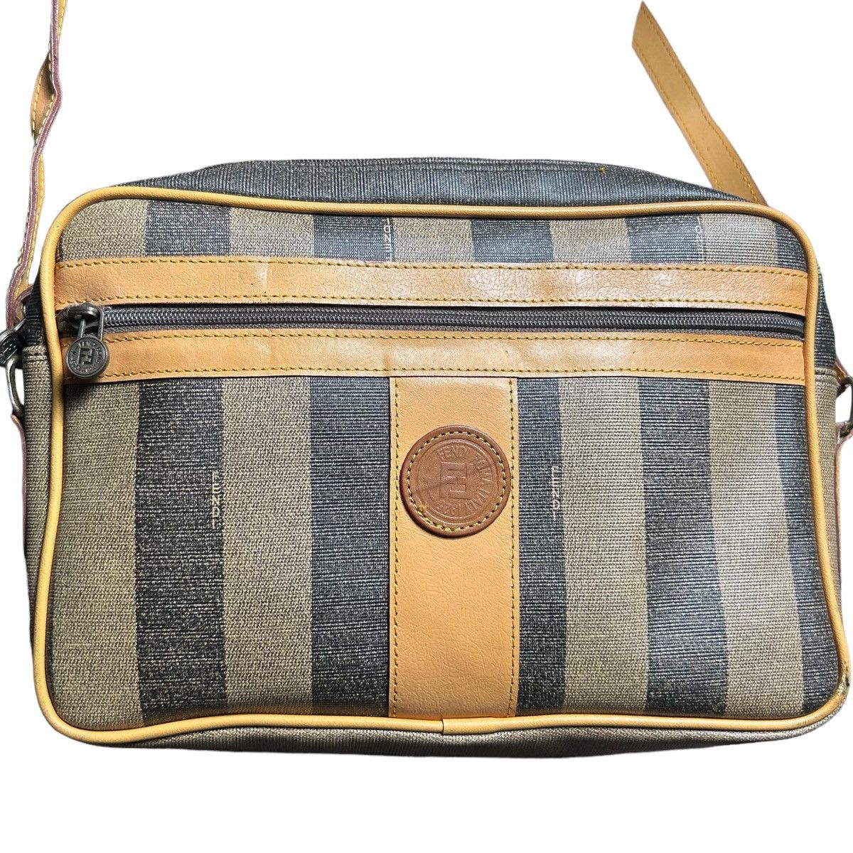Fendi Fendi Roma Striped Leather Sling Shoulder Bag Size ONE SIZE - 3 Thumbnail
