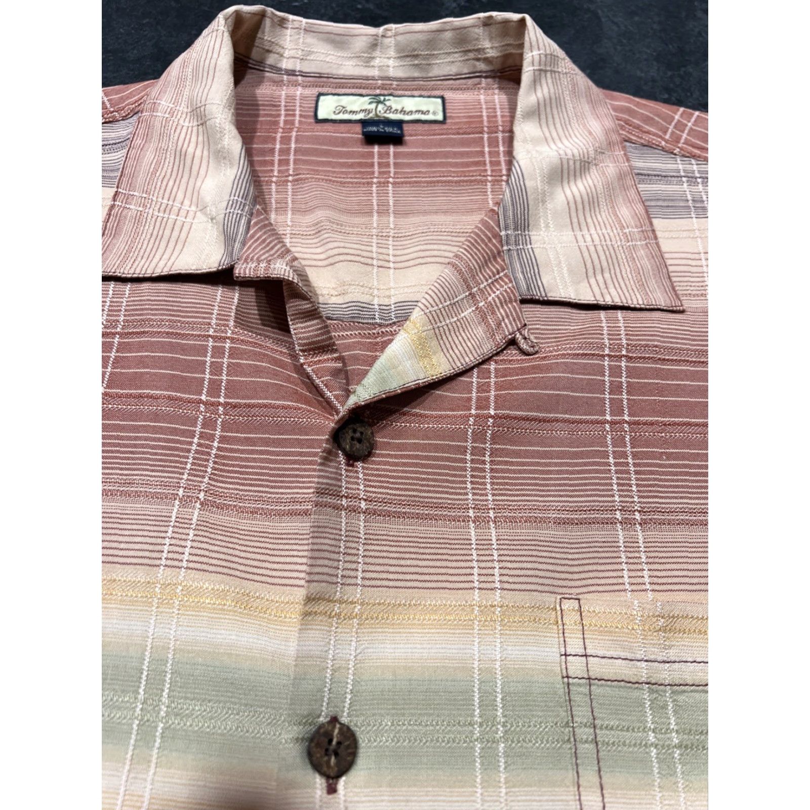 Tommy Bahama Tommy Bahama Camp Shirt Mens L 100% Silk Striped Coral Beige Size US L / EU 52-54 / 3 - 6 Thumbnail