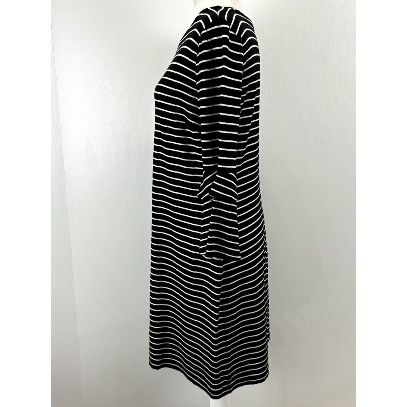 Ann Taylor Ann Taylor Shift Dress Striped 8 Bell Sleeve 3/4 Stretch Black White Women 8 Size M / US 6-8 / IT 42-44 - 2 Thumbnail
