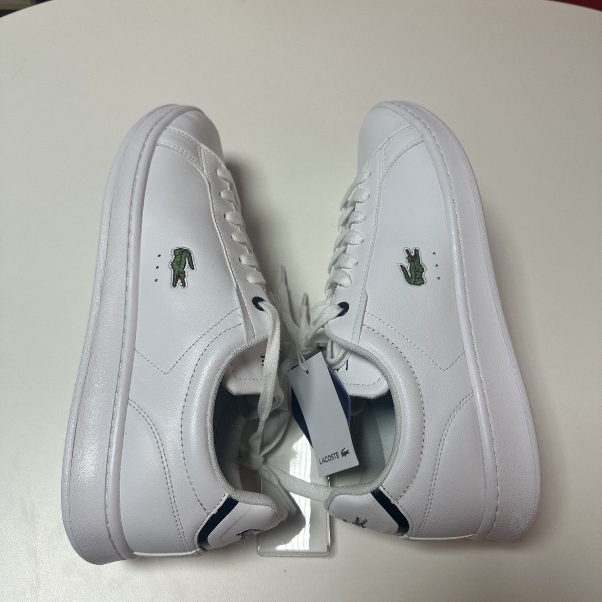 Lacoste New Lacoste Carnaby Pro Bl23 1 Mens White Leather, no box Size US 10 / EU 43 - 4 Thumbnail