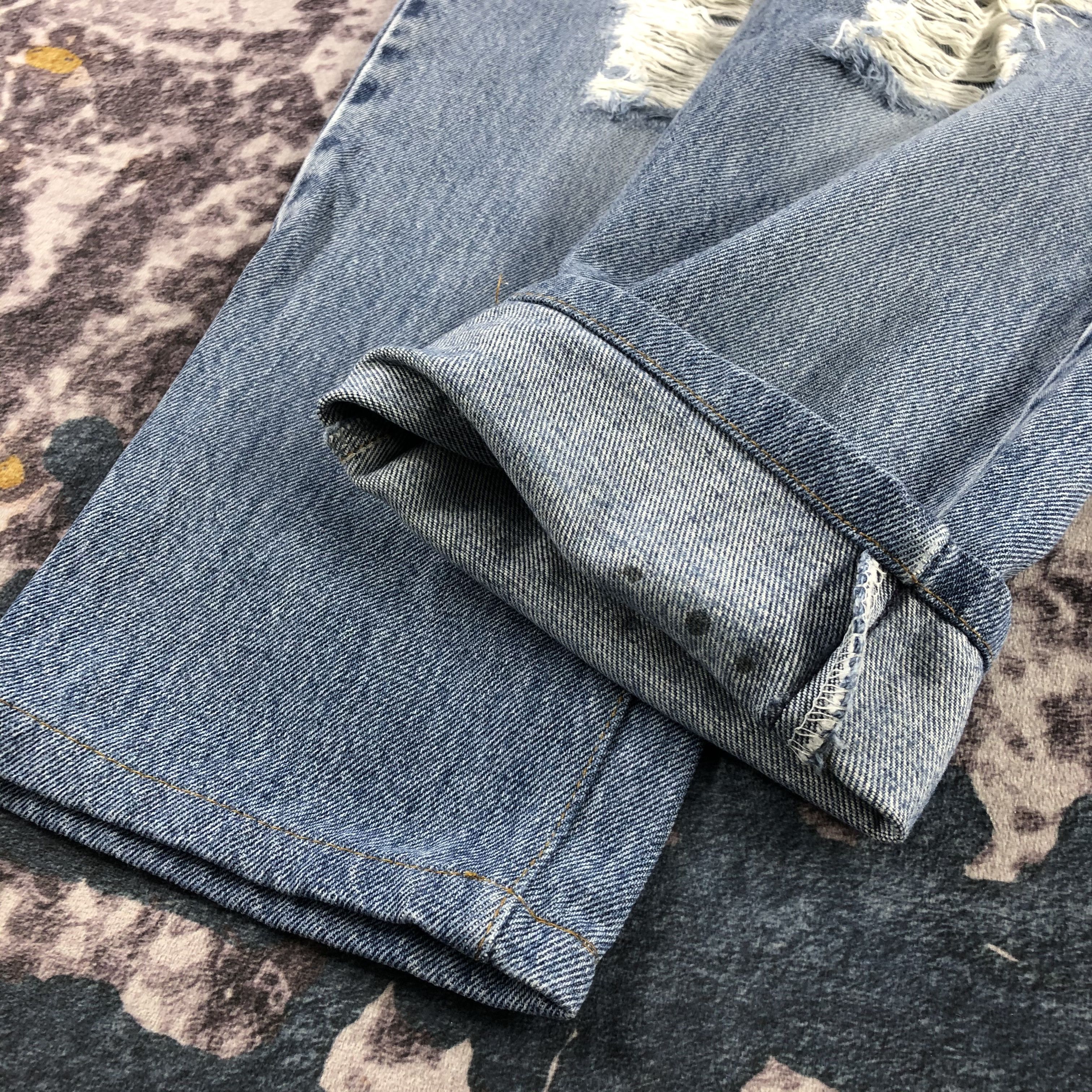 Levi's × Vintage 90s Vintage Blue Wash Levis 550 Jeans-JM2741 Size US 32 / EU 48 - 9 Thumbnail