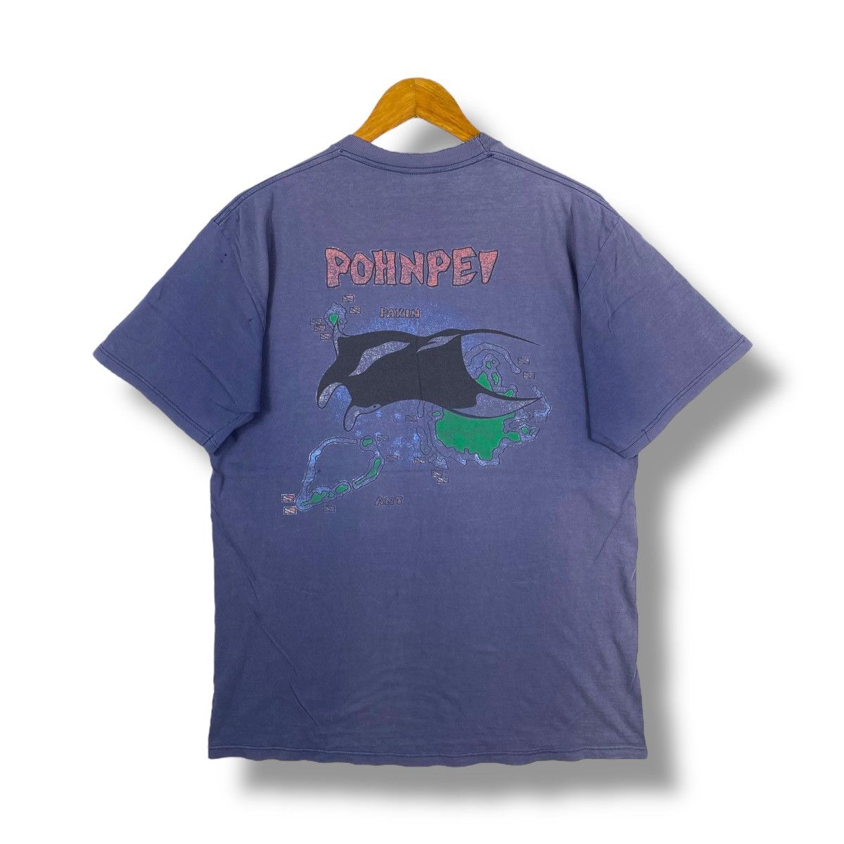 Vintage Distressed Vintage 90's POHNPEI Manta Ray Graphic Tee Shirt Size US L / EU 52-54 / 3 - 1 Thumbnail