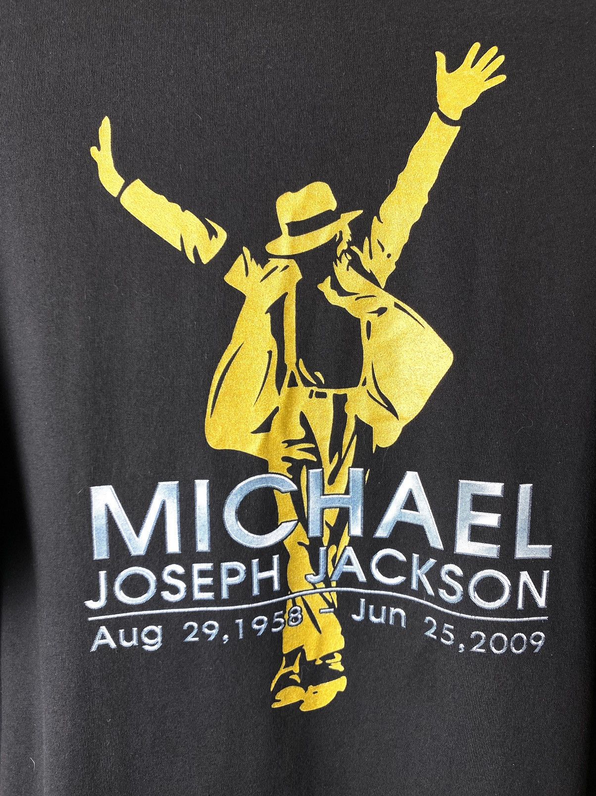Band Tees Vintage 2000’s Michael Jackson Big Print T Shirt Size US L / EU 52-54 / 3 - 11 Thumbnail