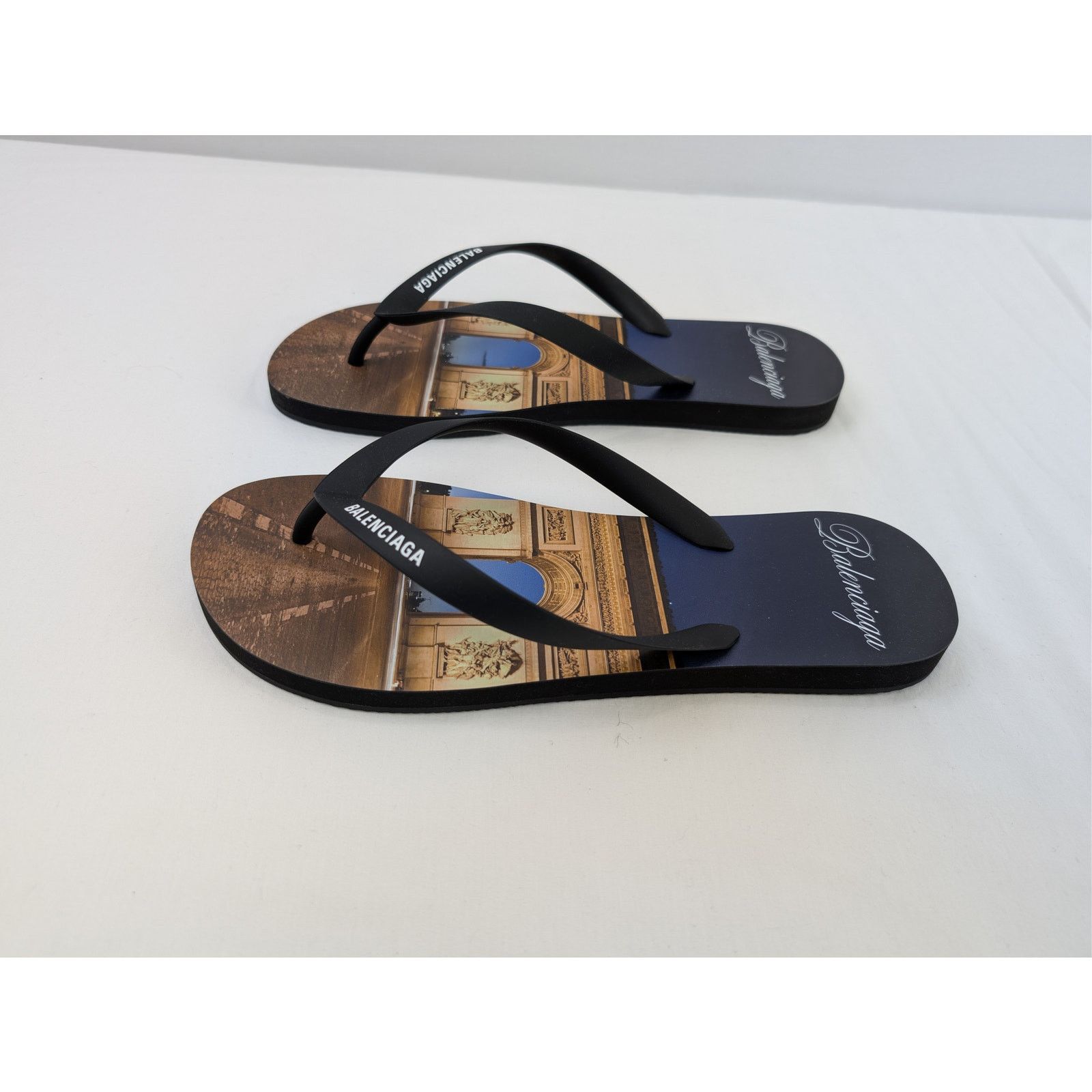 Balenciaga o1rshd1 Souvenir Thong TPU Monument Print Slipper in Arc Size US 9 / EU 42 - 7 Thumbnail
