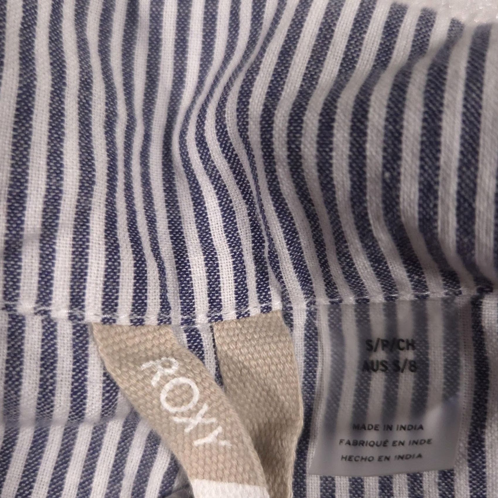 Vintage Roxy Blouse Womens S Blue Stripe Collared Lace Up Tunic Top Cotton Beach Shirt Size S / US 4 / IT 40 - 5 Thumbnail