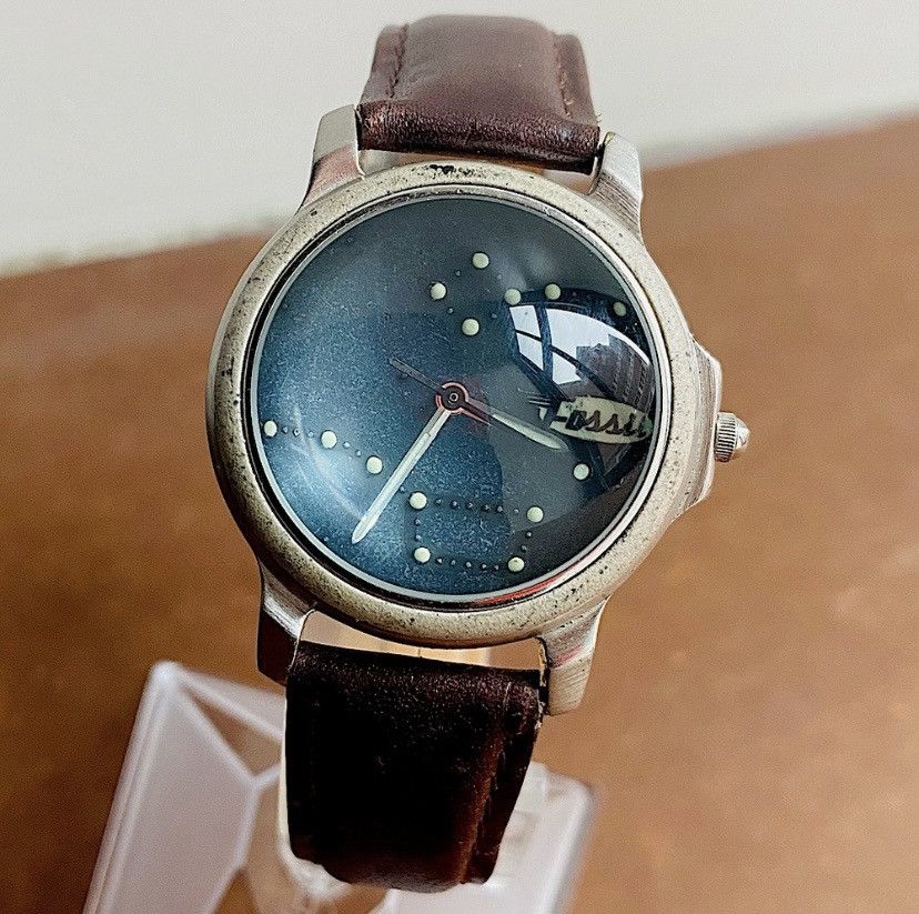 Fossil RARE 1995 FOSSIL GALAXY WATCH BW-6776 | Grailed display picture 1