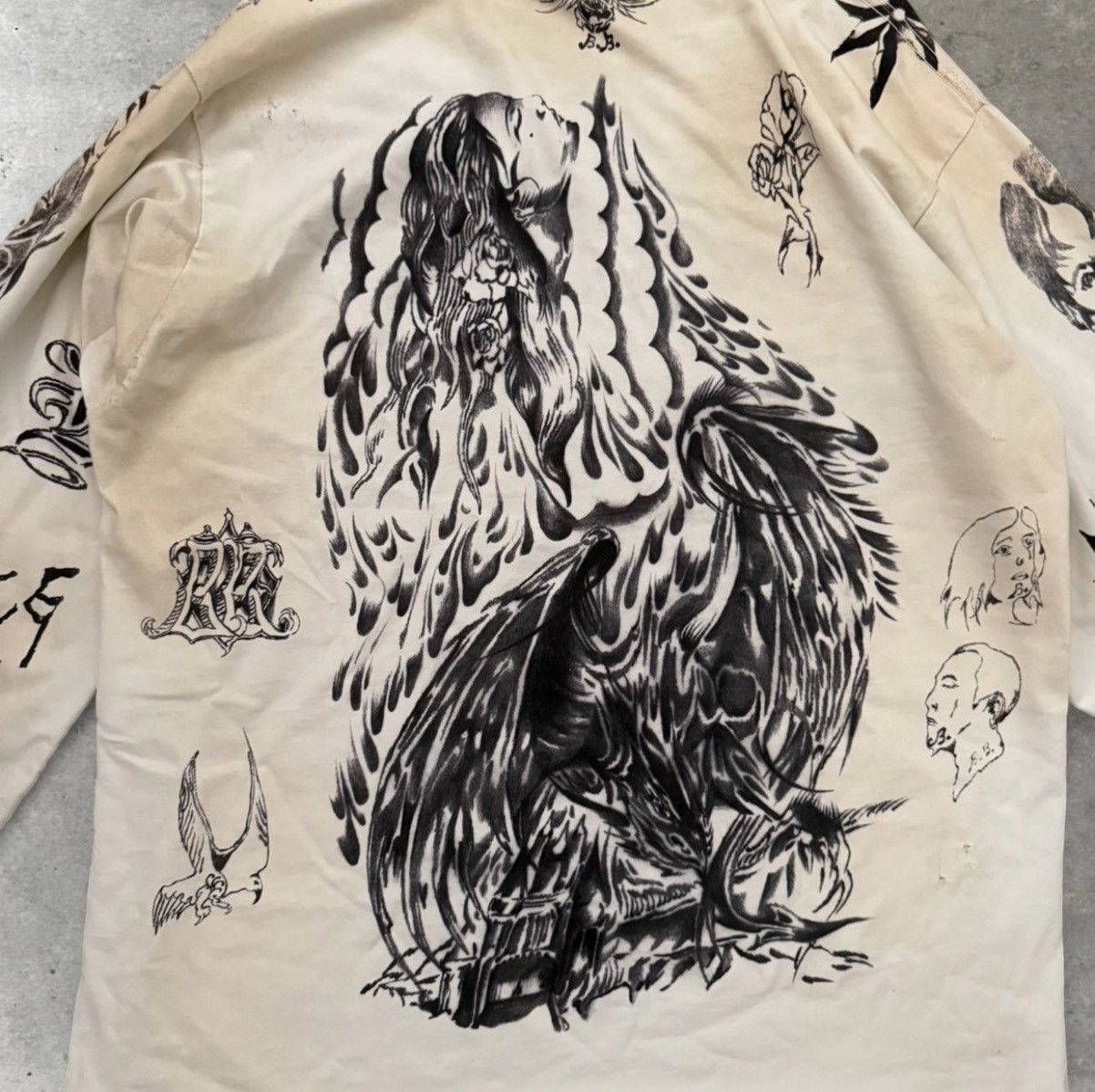 Balenciaga balenciaga tattoo distressed long sleeve Size US M / EU 48-50 / 2 - 3 Thumbnail