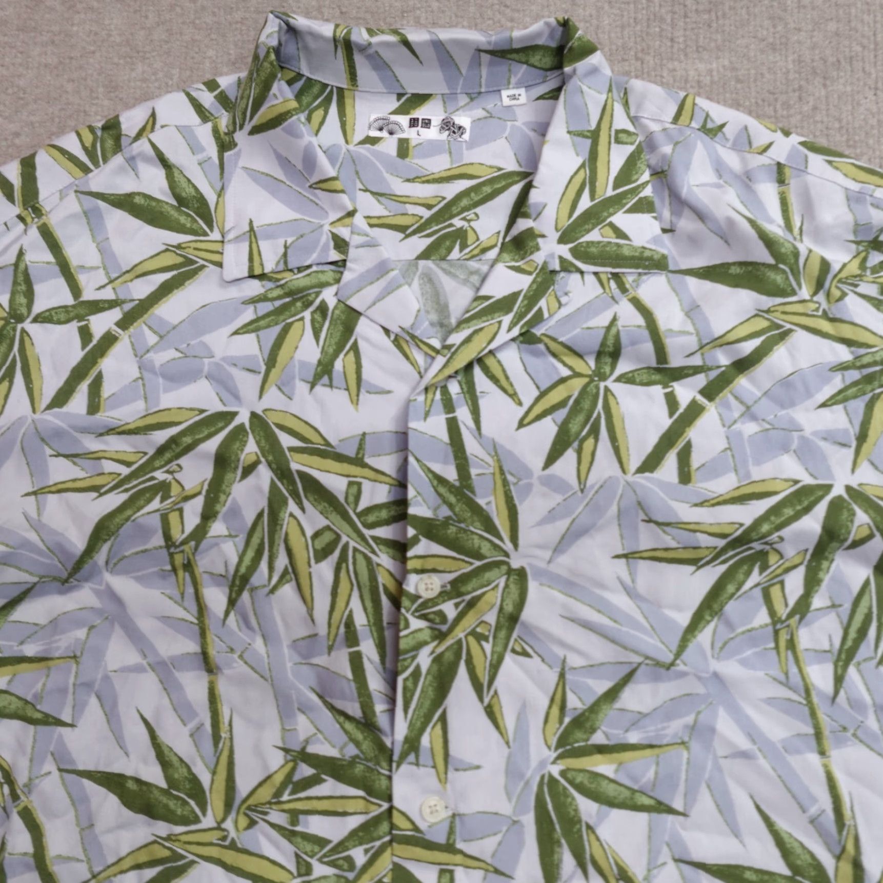 Uniqlo VINTAGE Uniqlo Hawaiian Shirt Blue Green Floral Loop Collar NEW Size US L / EU 52-54 / 3 - 2 Thumbnail