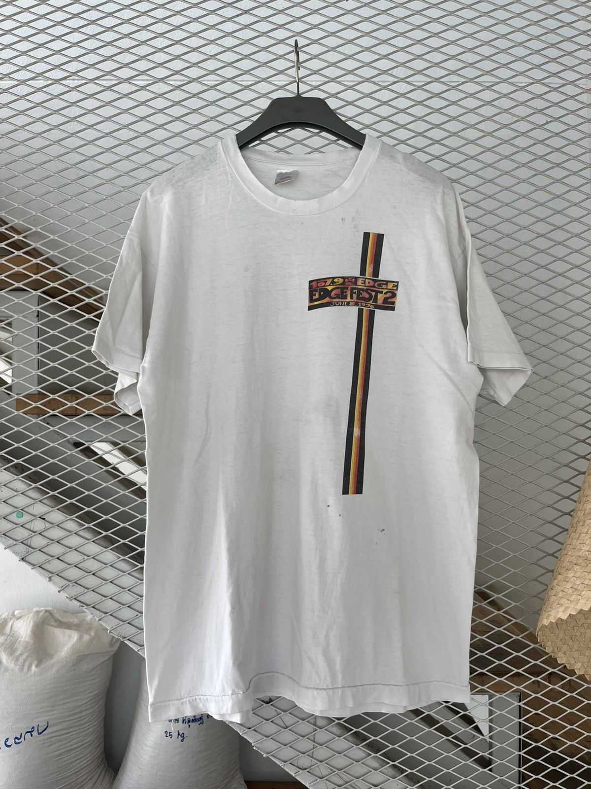 Vintage Vintage PAPA 107.9 THE EDGE FEST 2 1996’s T-shirt Size US XL / EU 56 / 4 - 2 Thumbnail