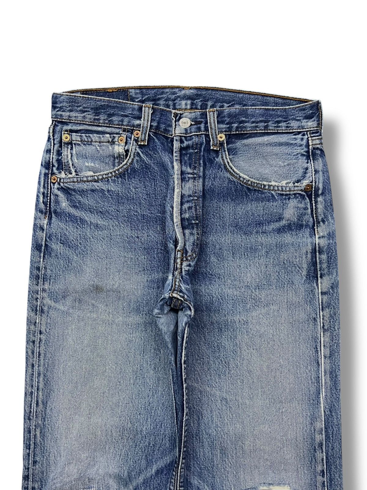 Levi's Vintage 90s Levi’s 501 - Faded, Ripped & Distressed Denim Size US 30 / EU 46 - 4 Thumbnail