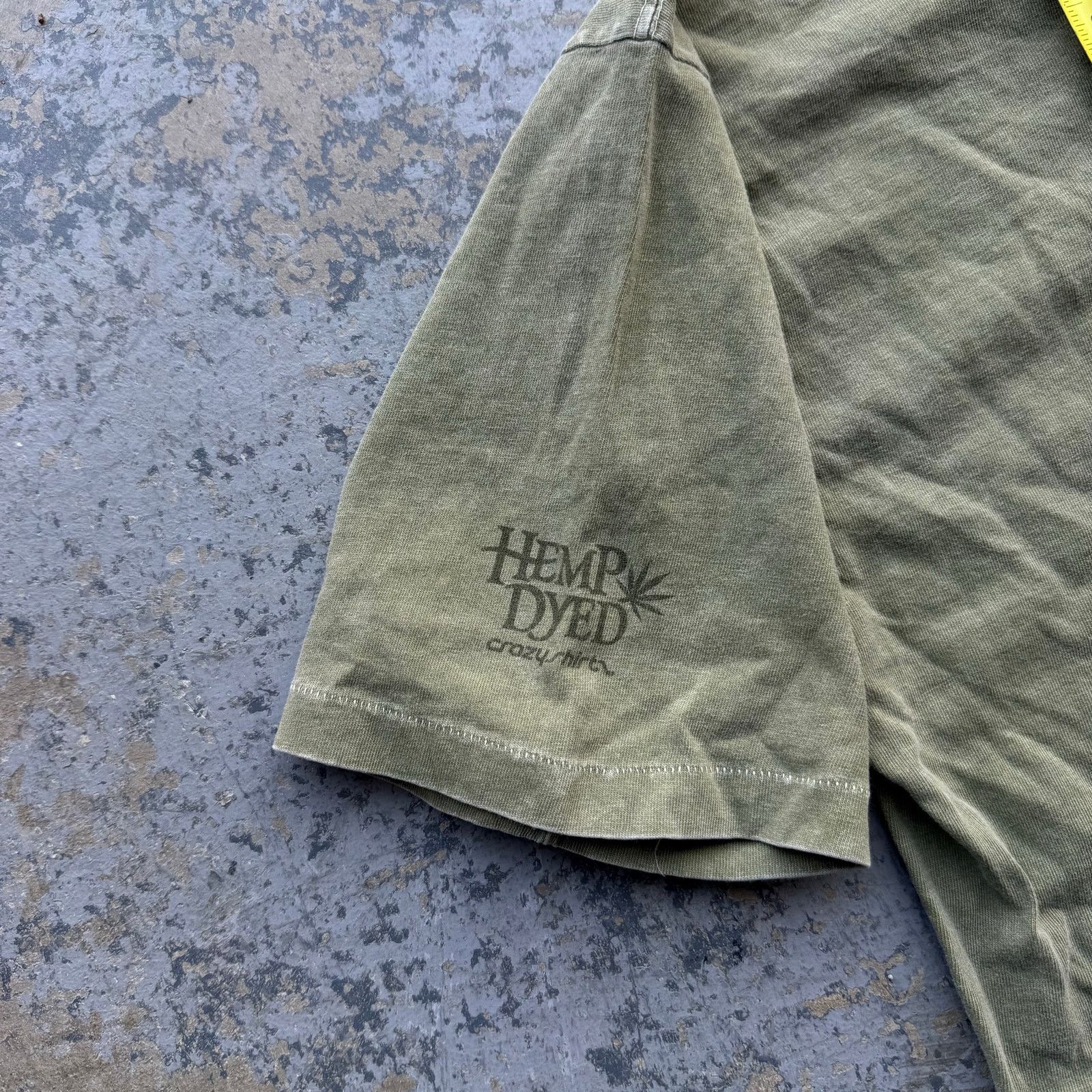 Vintage Vintage 90’s Crazy Shirt Home Grown Hemp Dyed Surfer Tee Size US XL / EU 56 / 4 - 9 Thumbnail