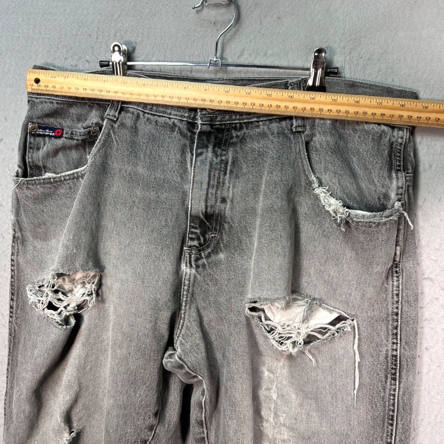 Southpole Southpole Mens Jeans Distressed Gray Denim w/ Frayed Hems Size 40 Size US 40 / EU 56 - 6 Thumbnail