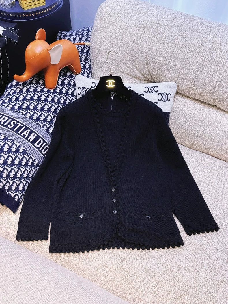 Chanel Chanel Black Long Sleeve Cashmere Sweater - dmc Size US M / EU 48-50 / 2 - 1 Thumbnail