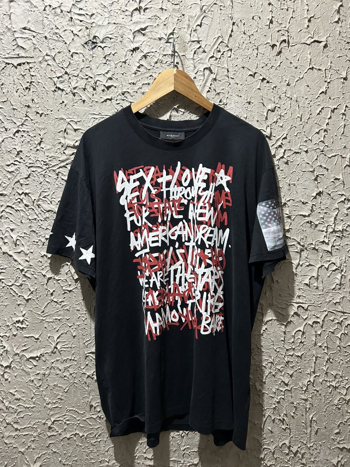 Givenchy givenchy sex+love a/w 2013 ticsi era Size US L / EU 52-54 / 3 - 1 Thumbnail