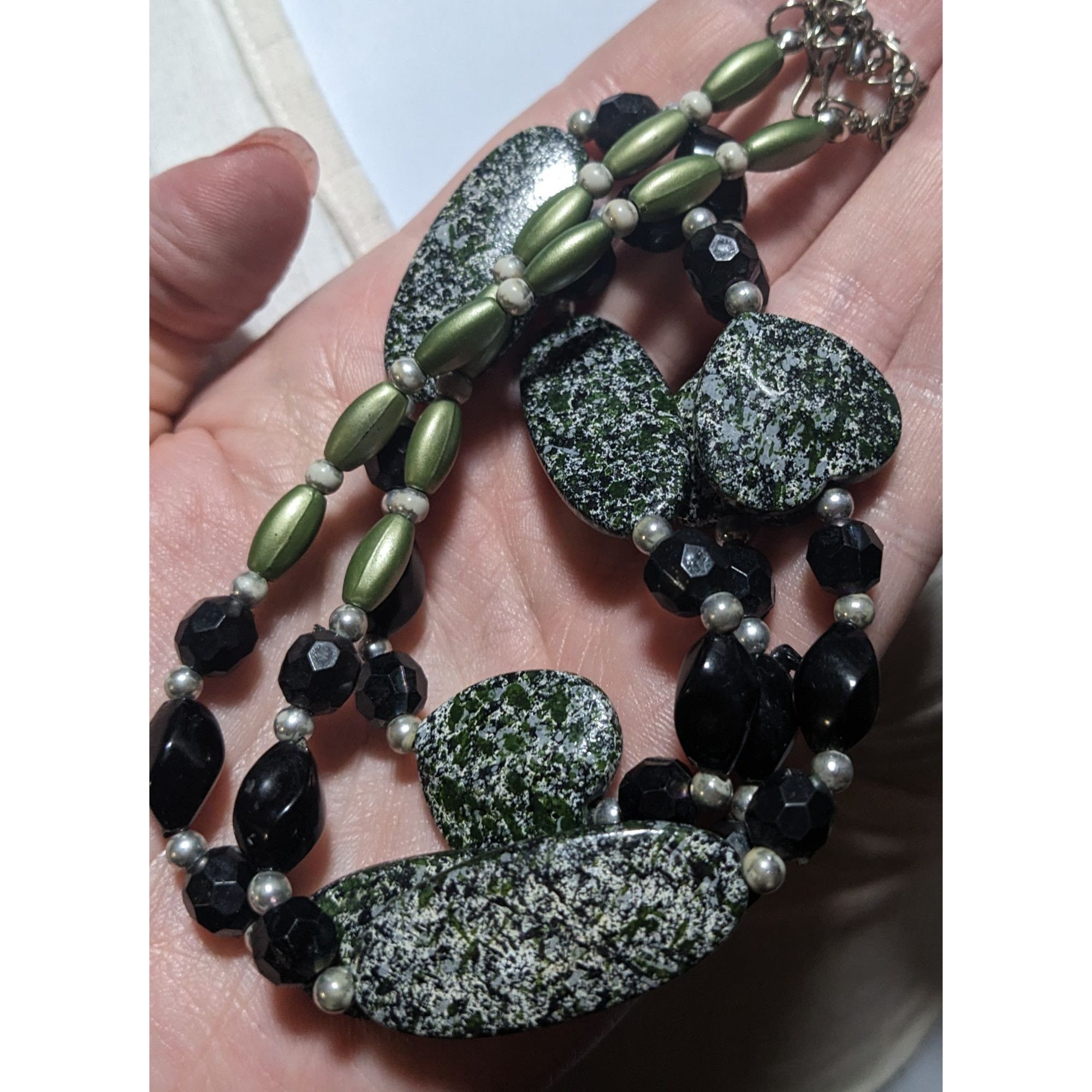 Other Green & Black Speckled Beaded Necklace Size ONE SIZE - 5 Thumbnail