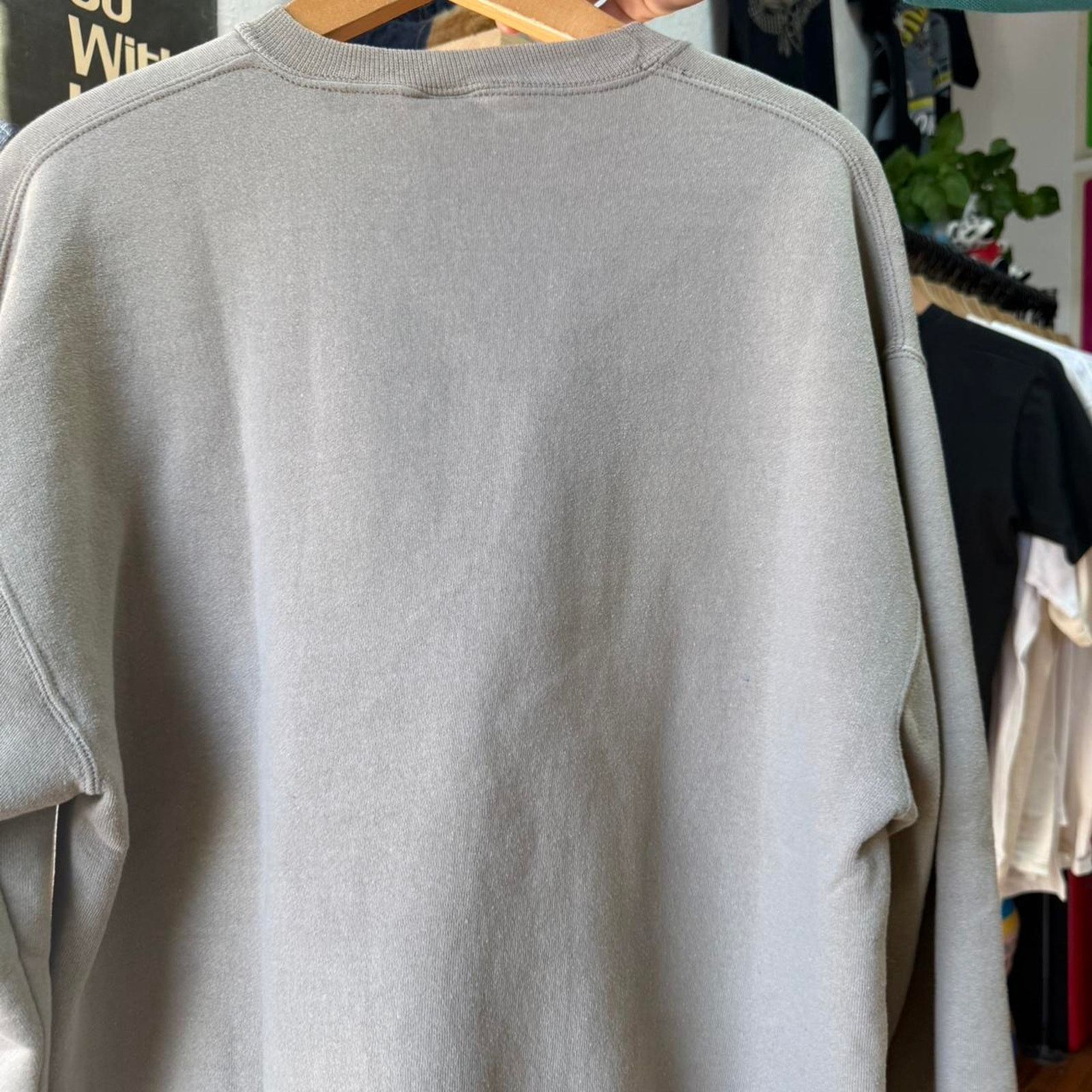 Russell Athletic × Vintage Vintage 90s Earth Tone Tan Russell Athletic Crewneck Size US L / EU 52-54 / 3 - 6 Thumbnail