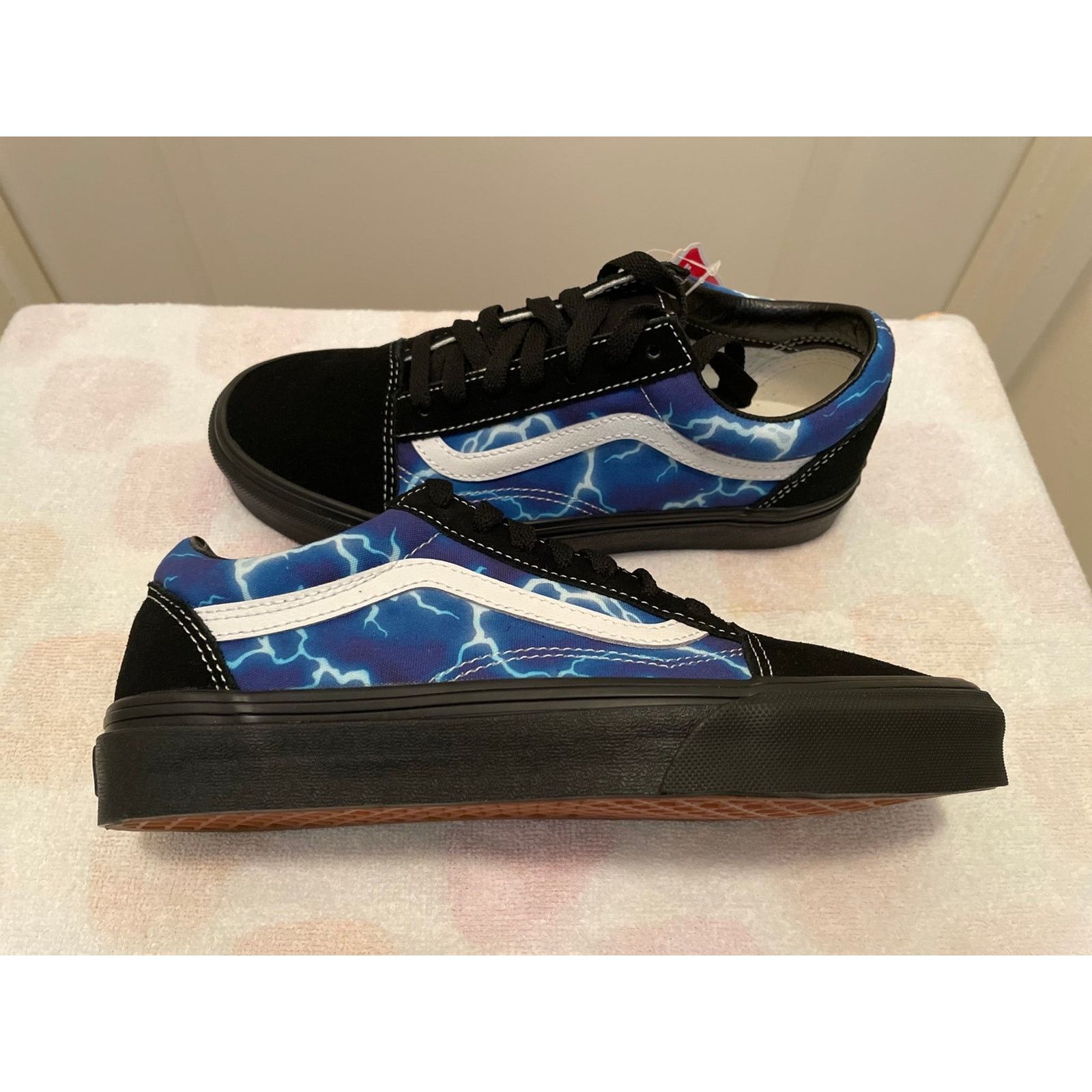 Vans Vans Lightening Sneaker- Men’s Size 6/ Women’s Size 7.5 Size US 6 / EU 39 - 1 Thumbnail