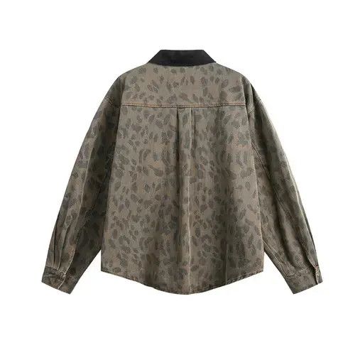 VIBE Midori x Nanae Leopard Print Denim Shirt with Black Collar Size US M / EU 48-50 / 2 - 5 Thumbnail