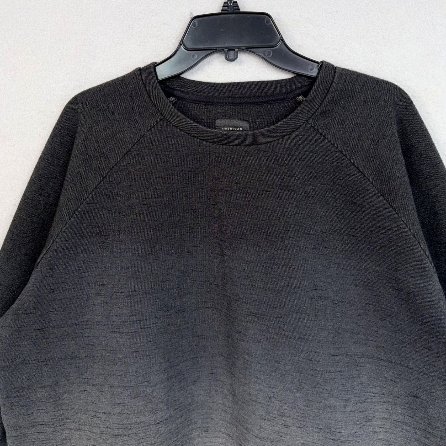 American Eagle Outfitters American Eagle Outfitters Sweatshirt Mens 2XL Gray Gradient Pullover Crewneck AEActive Flex Knit Raglan Long Sleeve Regular Fit Logo Front Hem Mens Size US XXL / EU 58 / 5 - 2 Thumbnail
