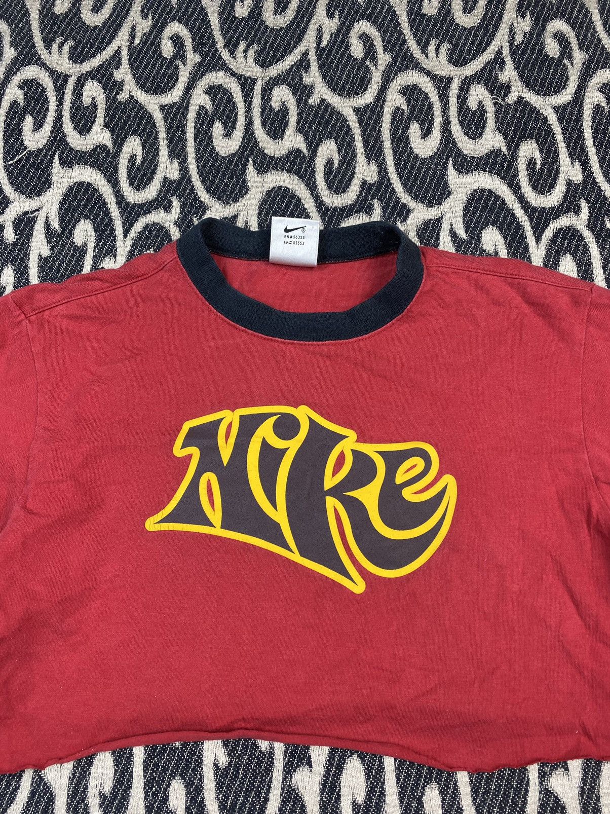 Nike × Vintage Vintage 90s Nike Crop Big Logo Ladies T-shirt Streetwear Size M / US 6-8 / IT 42-44 - 3 Thumbnail
