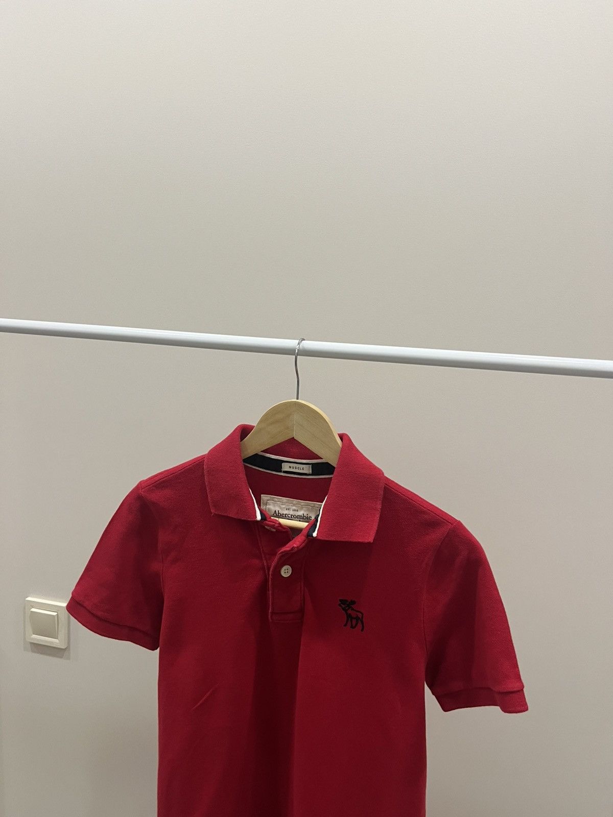 If Six Was Nine Vintage Abercrombie & Fitch Polo Tee t-shirt S Red Y2K 90s Size US S / EU 44-46 / 1 - 2 Thumbnail