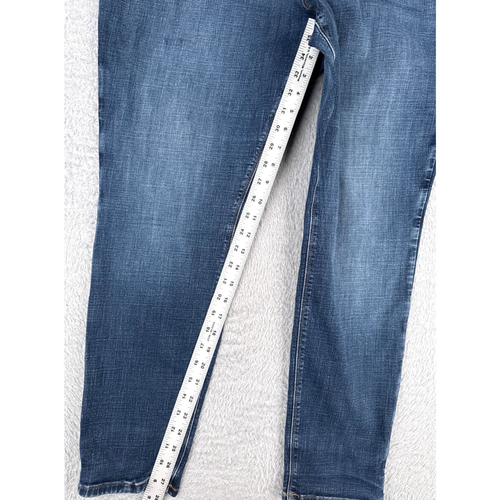 Lee Lee Jeans Women 18W Blue Denim Mid Rise Bootcut 5-Pocket Design Cotton Blend 39x28 Plus Size Size 40" / US 18 - 7 Thumbnail