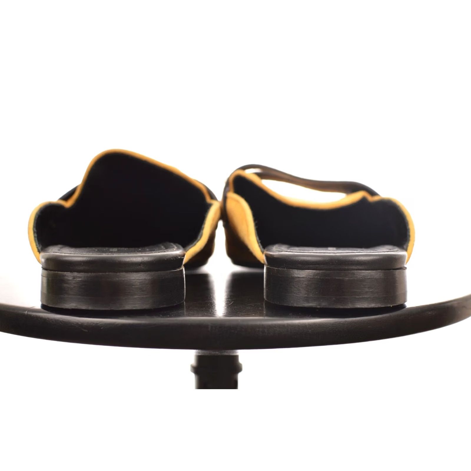Isabel Marant Isabel Marant Yellow Suede Flats Mules Made in Italy Size 39 Flat Women Shoes EU 39 Adult Size US 9 / IT 39 - 4 Thumbnail