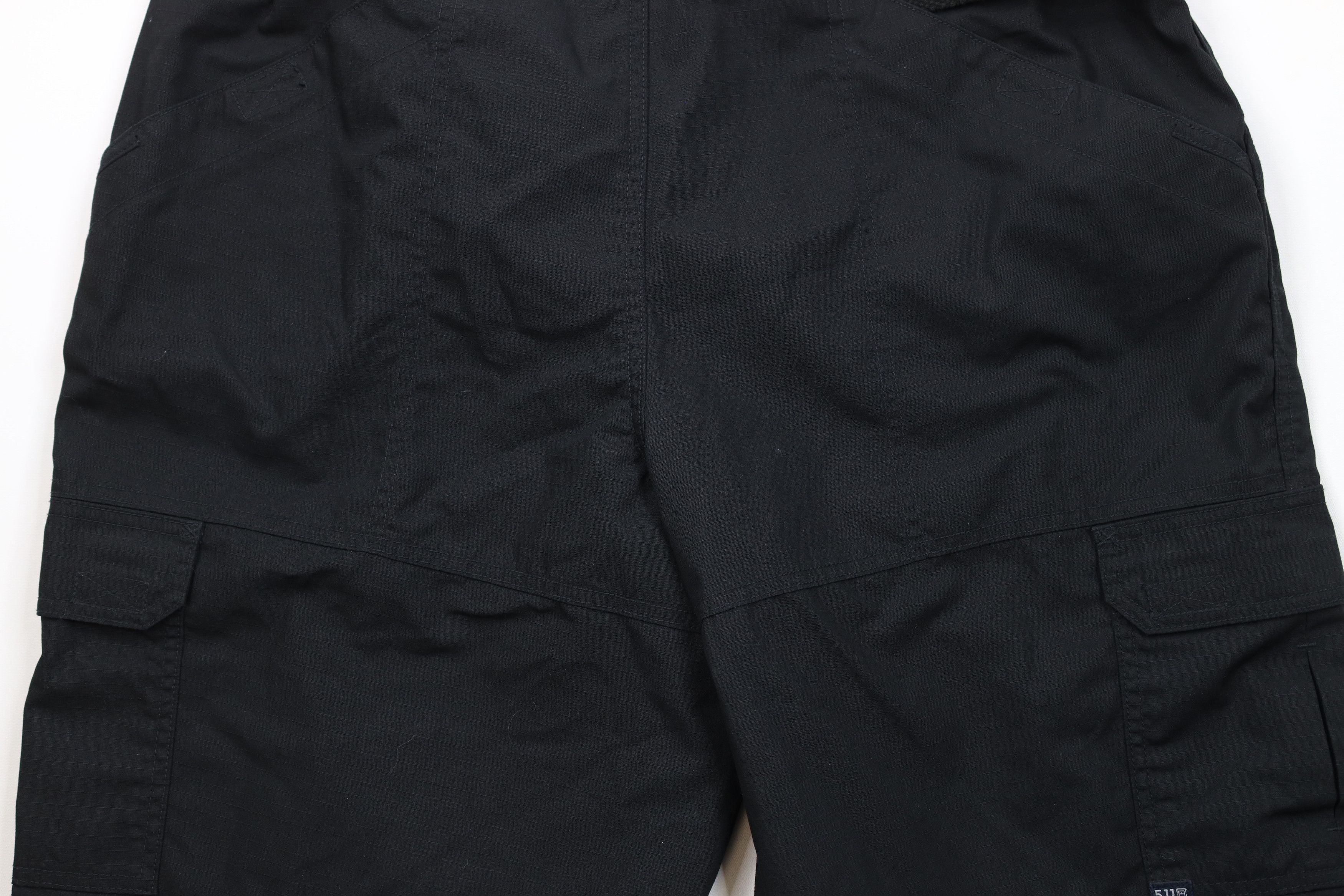 Vintage 5.11 Tactical Series Pro Ripstop Uniform Cargo Shorts Black Size US 38 / EU 54 - 10 Thumbnail