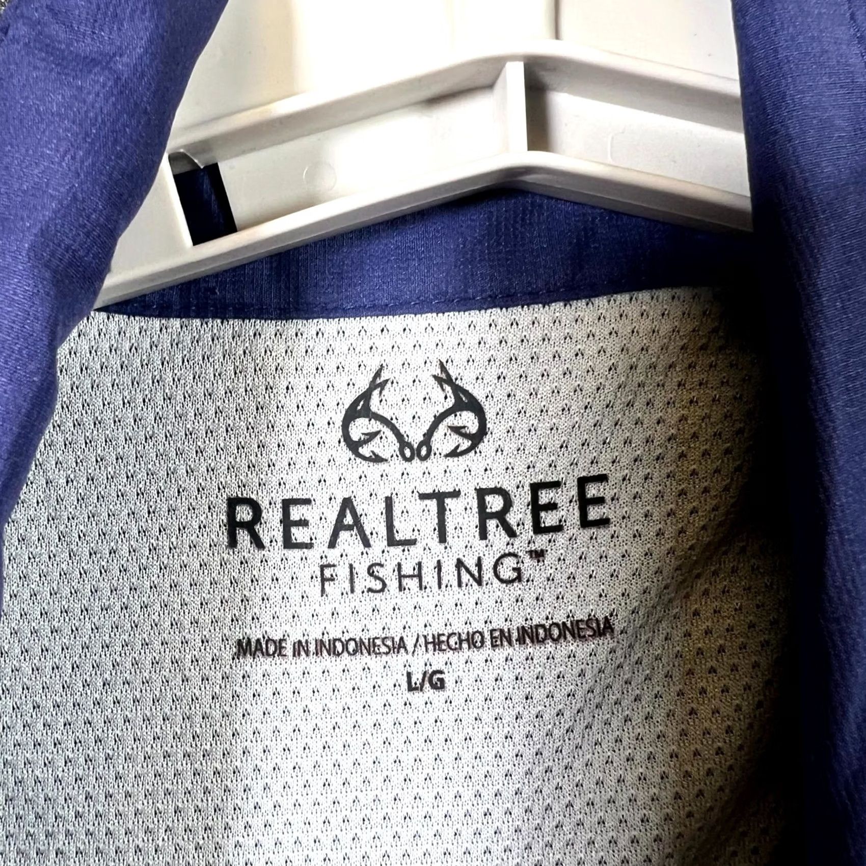 Realtree Realtree Fishing Button-Up Shirt Men’s L Purple Polyester Long Sleeve Camping Size US L / EU 52-54 / 3 - 3 Thumbnail