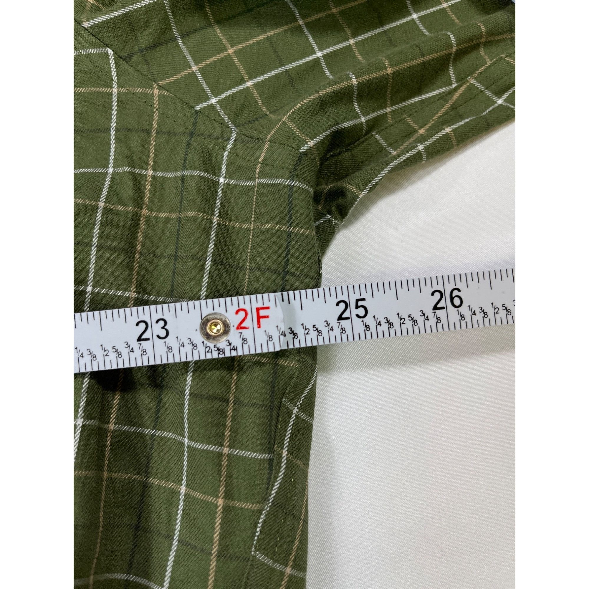 L.L. Bean L.L. Bean SKU 7652 Mens Green Plaid Long Sleeve Button Down Size US XL / EU 56 / 4 - 4 Thumbnail